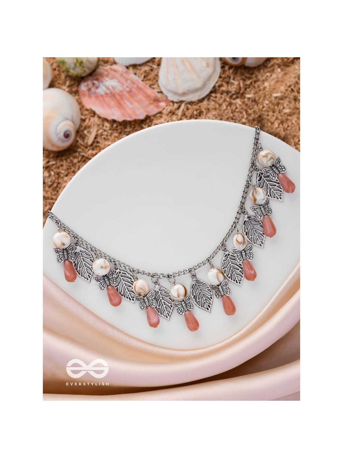 BUTTERFLY GROOVES - STATEMENT SILVER NECKPIECE