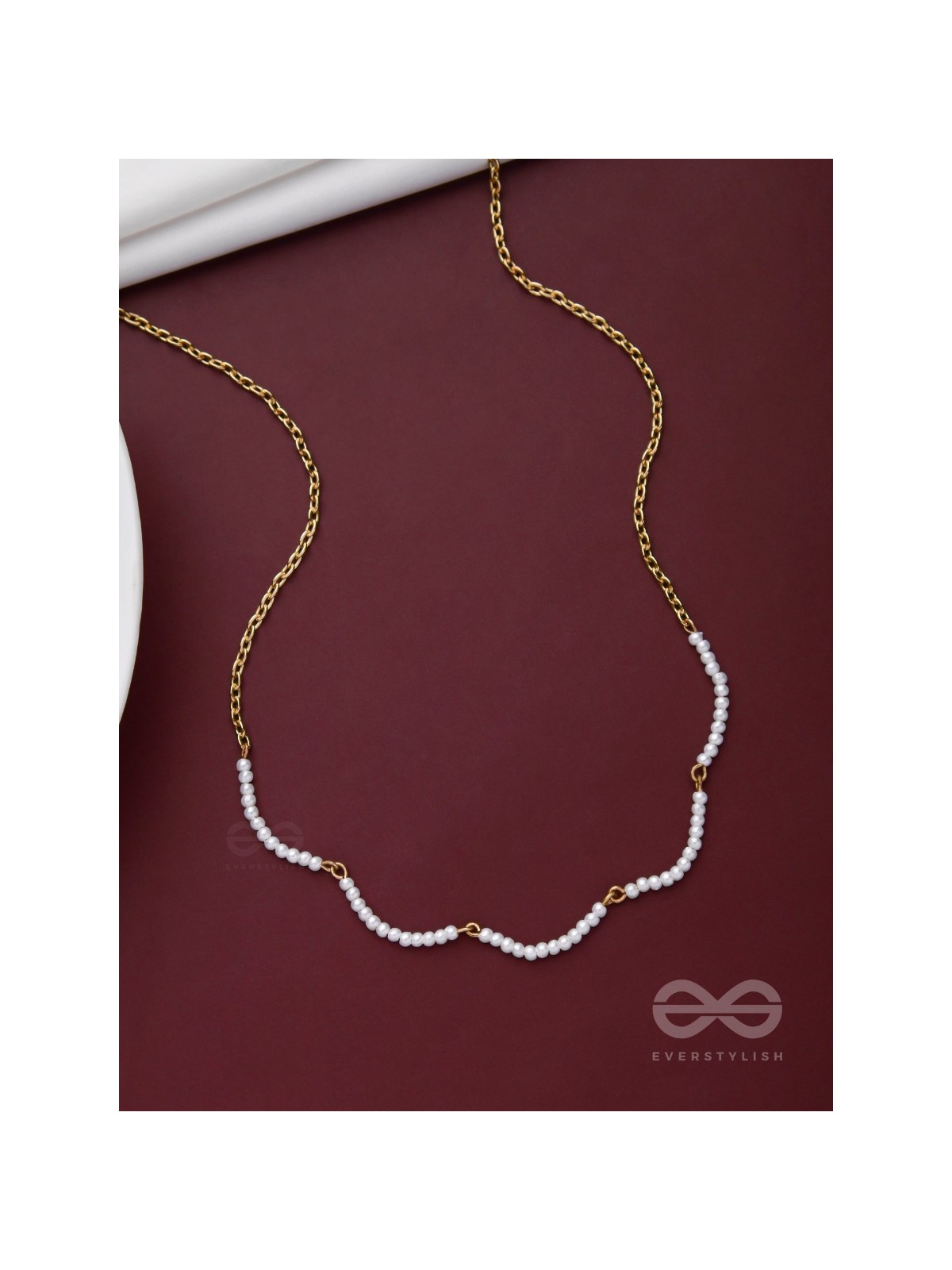 Pure Pearl Radiance - Casual Golden Neckpiece With Anti-Tarnish Coating 