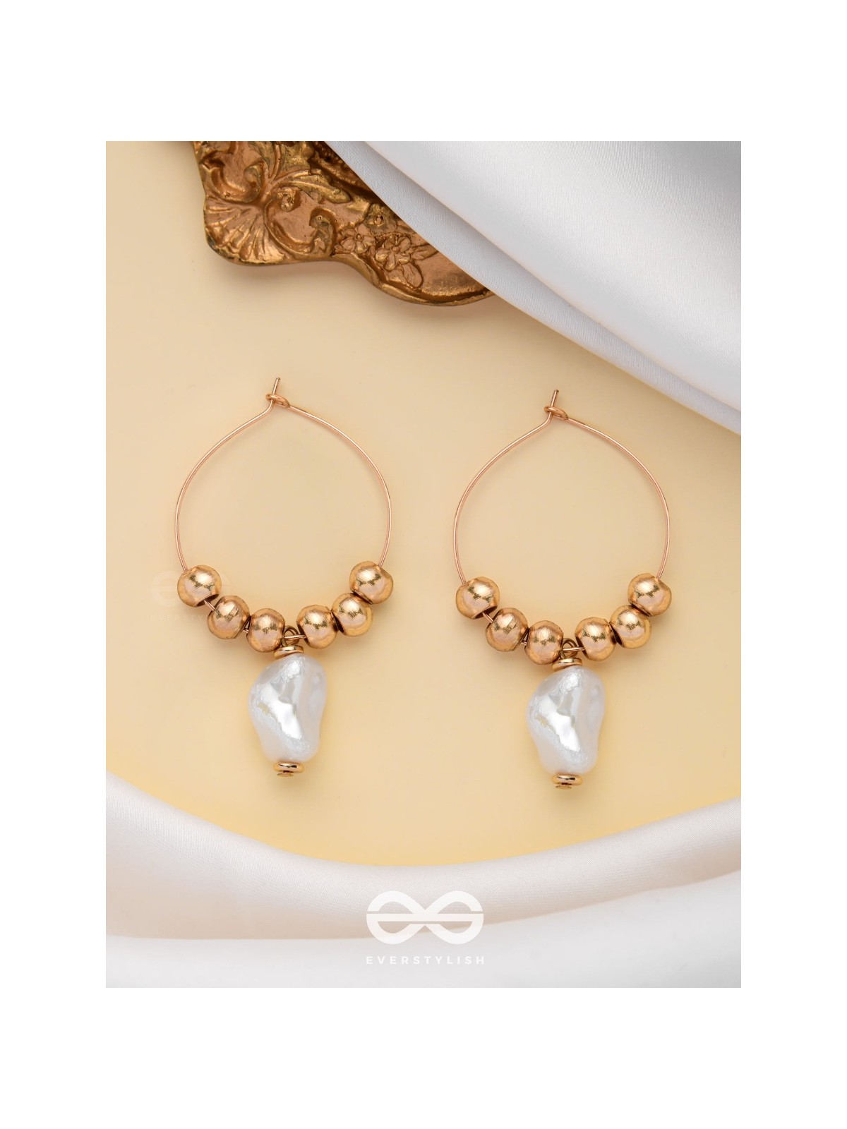 BEADED SUNBURST - GOLDEN HOOP EARRINGS