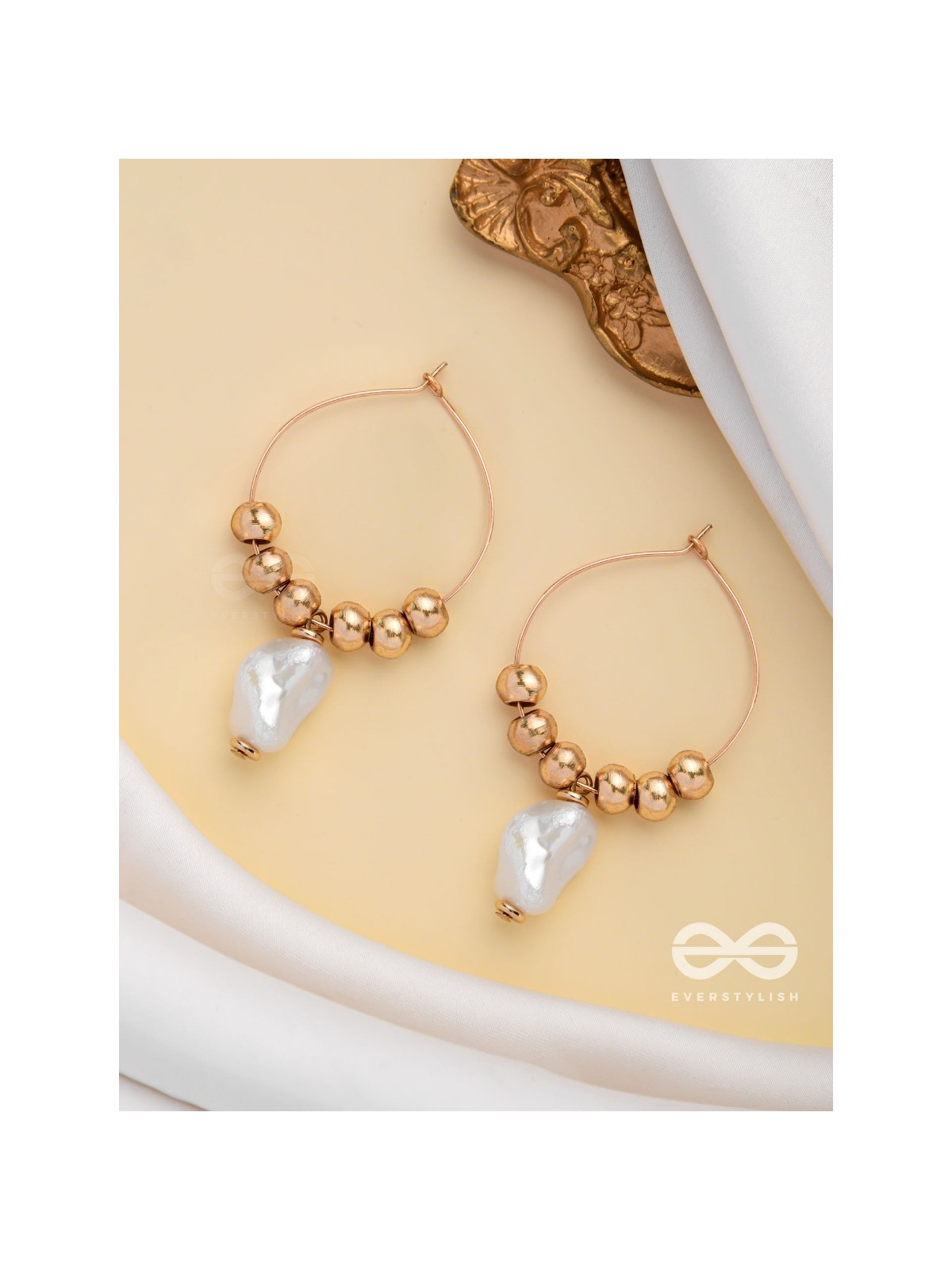 BEADED SUNBURST - GOLDEN HOOP EARRINGS