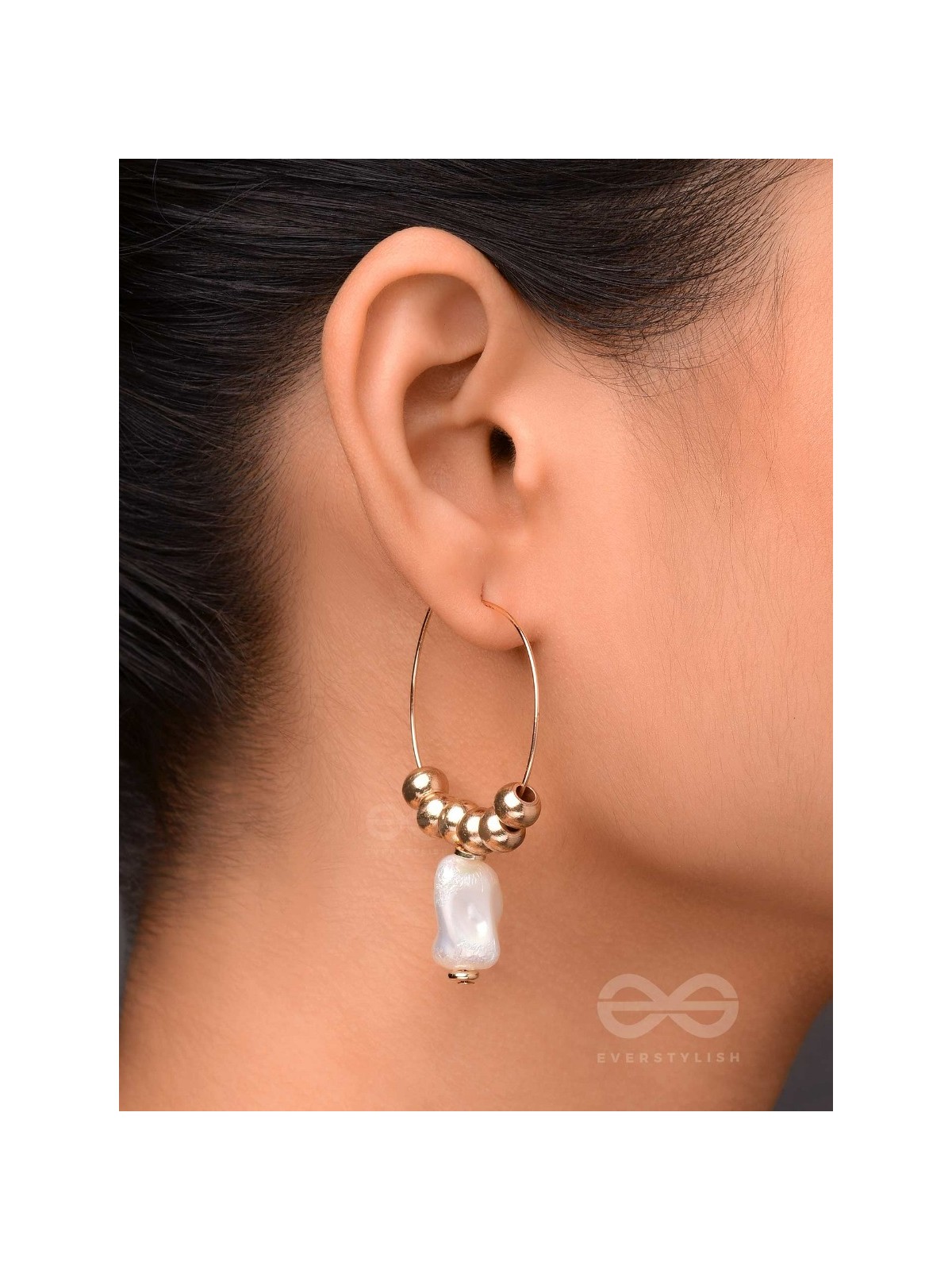 BEADED SUNBURST - GOLDEN HOOP EARRINGS