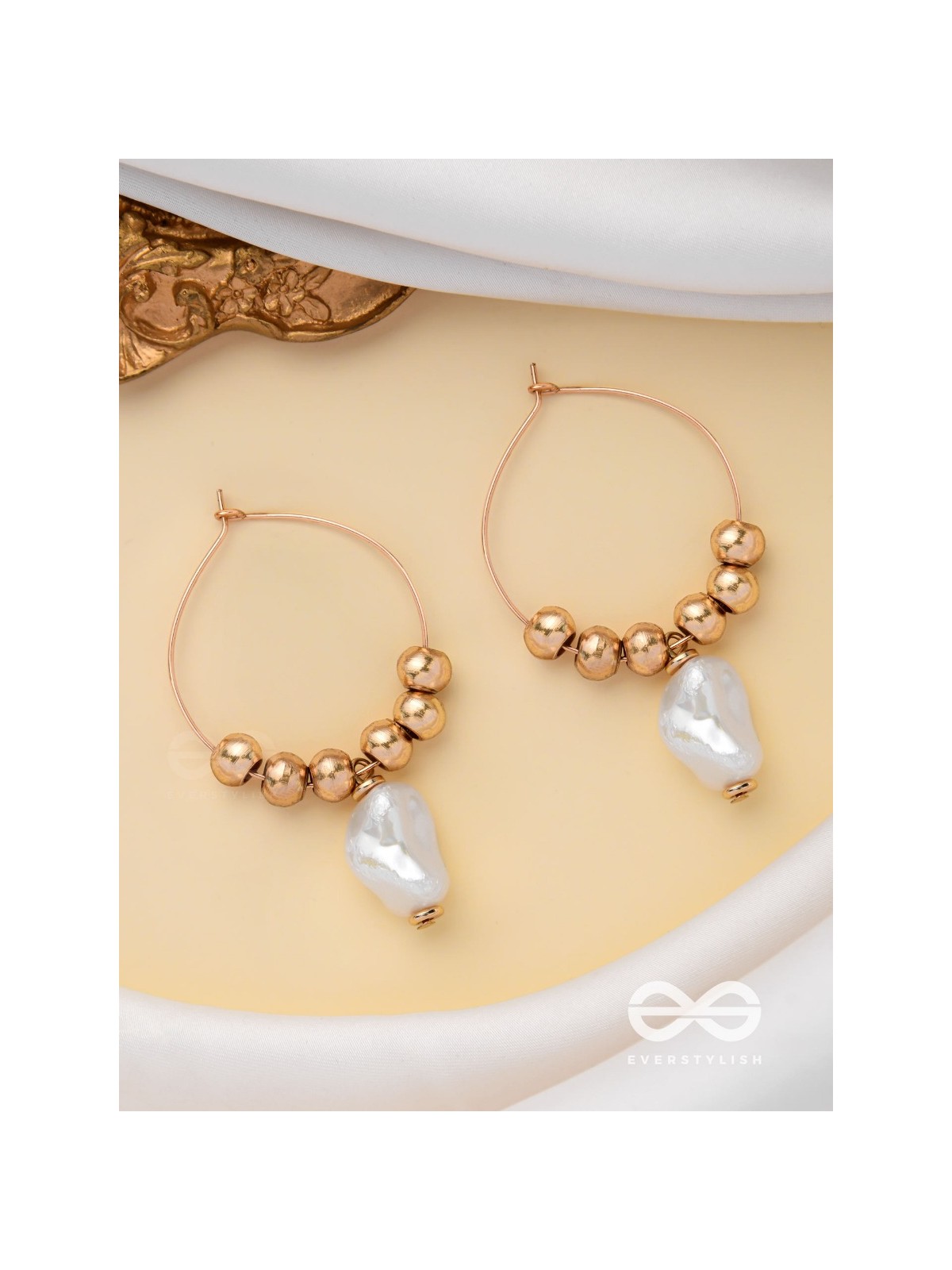 BEADED SUNBURST - GOLDEN HOOP EARRINGS