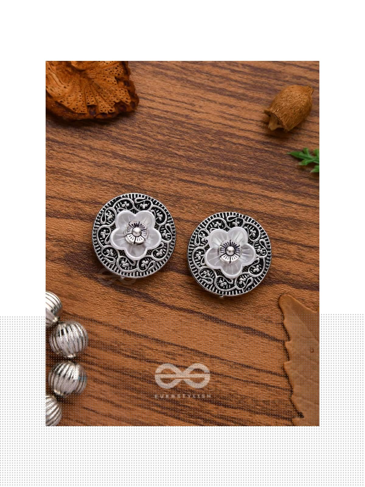 BLOSSOM SPINS - OXIDISED STUD EARRINGS