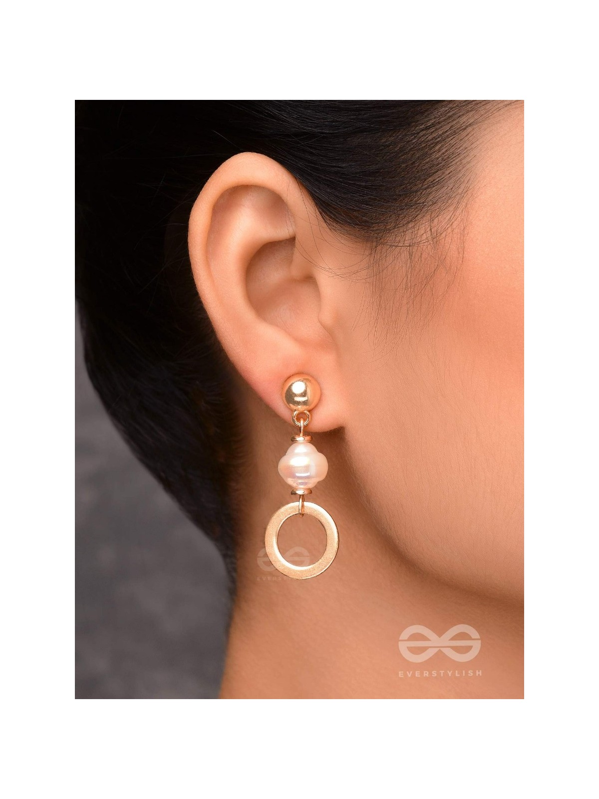 THE PEARL SPINNERS - GOLDEN EMBELLISHED EARRINGS
