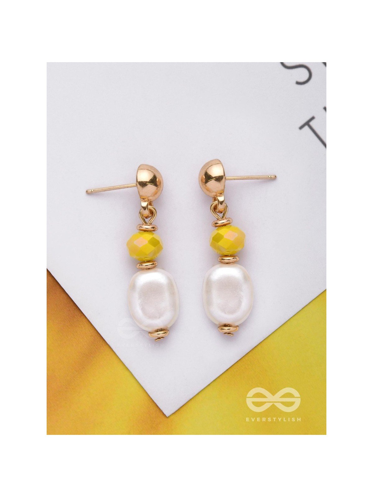 SUNSHINE DELIGHTS - GOLDEN EMBELLISHED EARRINGS