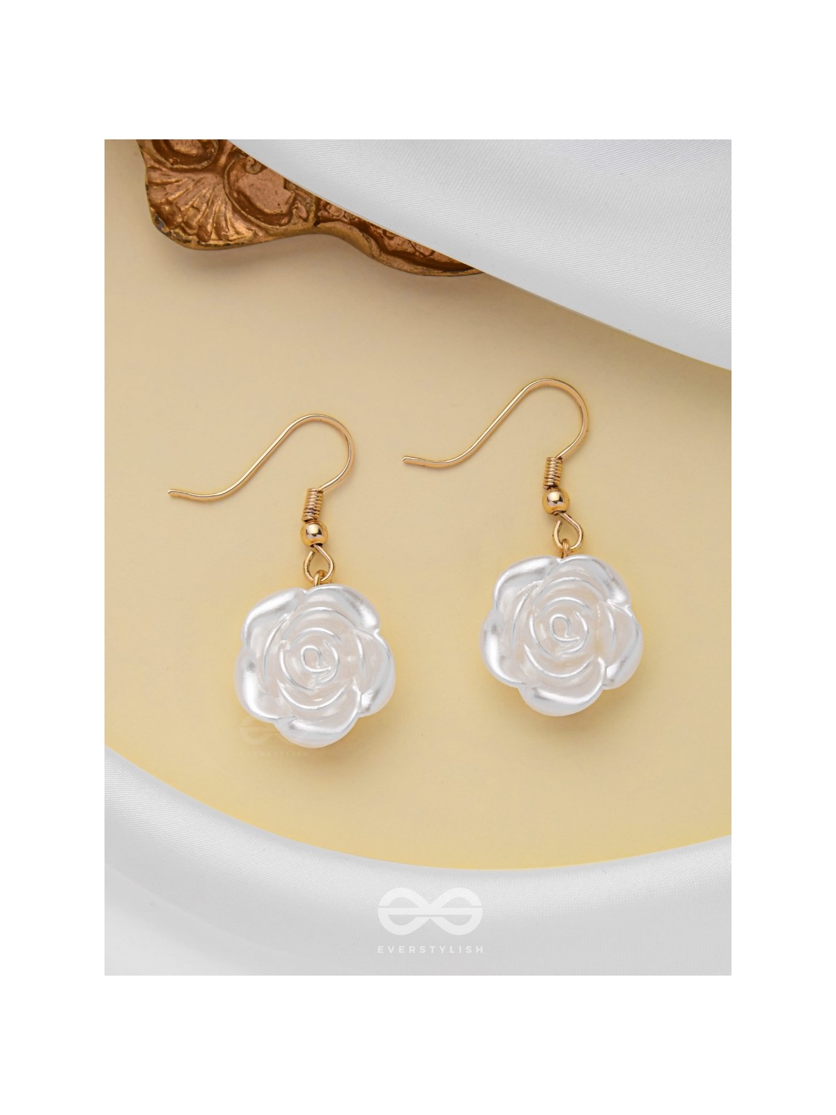 MINIATURE ROSE ROMANCE - GOLDEN EMBELLISHED EARRINGS