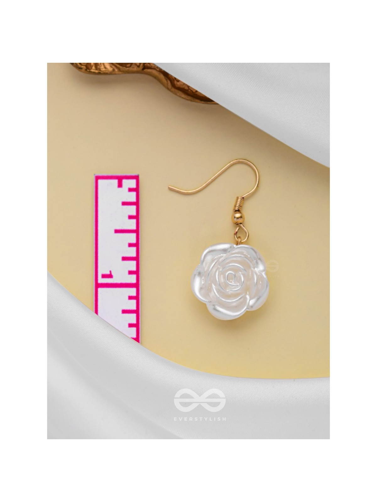 MINIATURE ROSE ROMANCE - GOLDEN EMBELLISHED EARRINGS