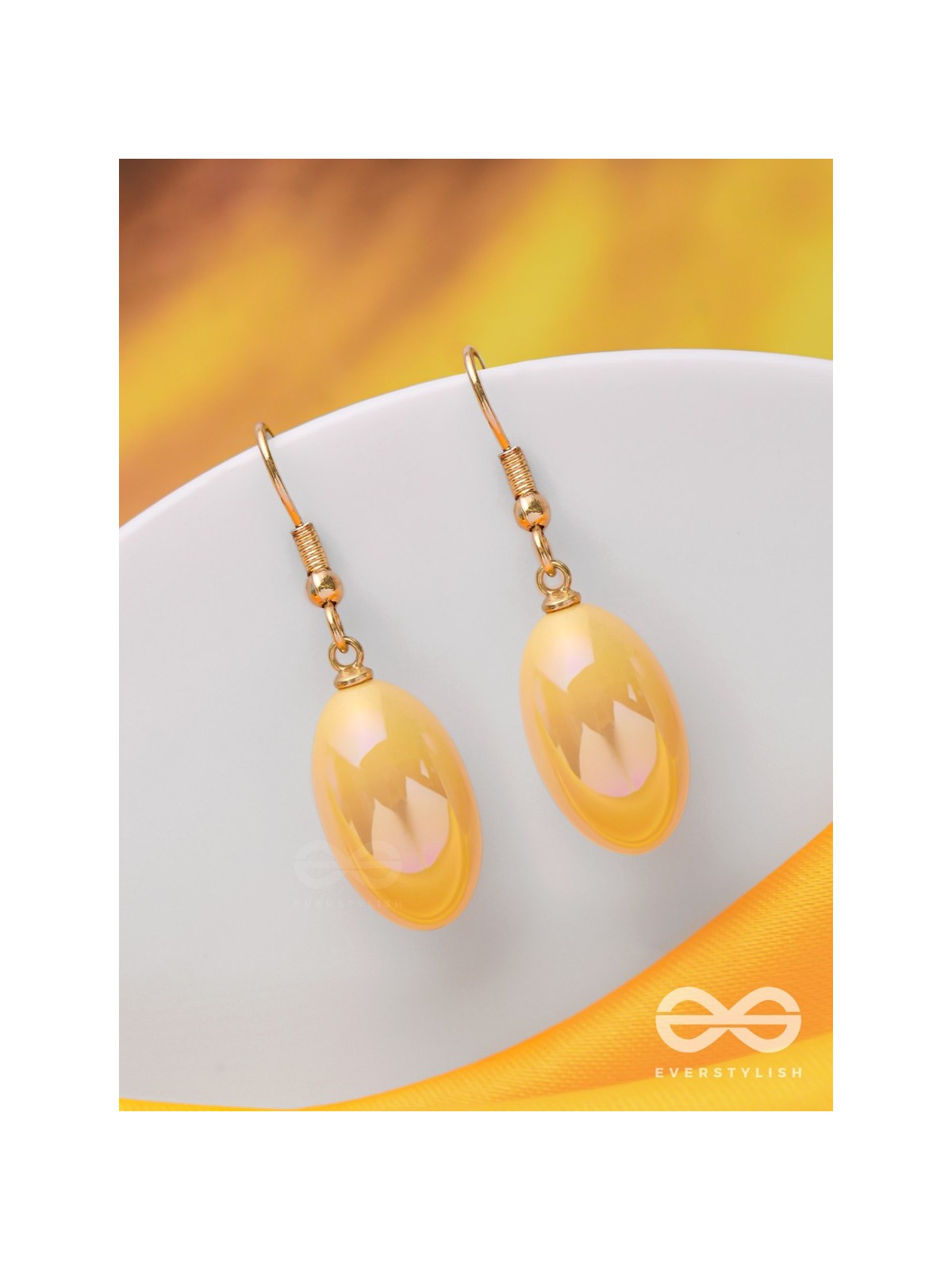 MANGO TANGO SPARKLES - GOLDEN EMBELLISHED EARRINGS
