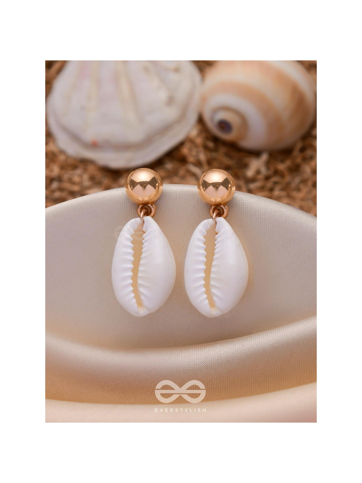 SHELL ME ABOUT IT - GOLDEN EMBELLISHED EARRINGS