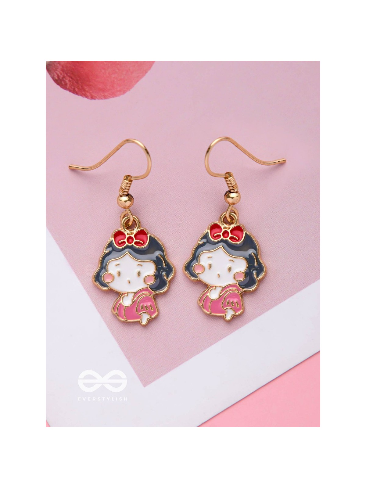 THE MINI MISS - GOLDEN EMBELLISHED EARRINGS