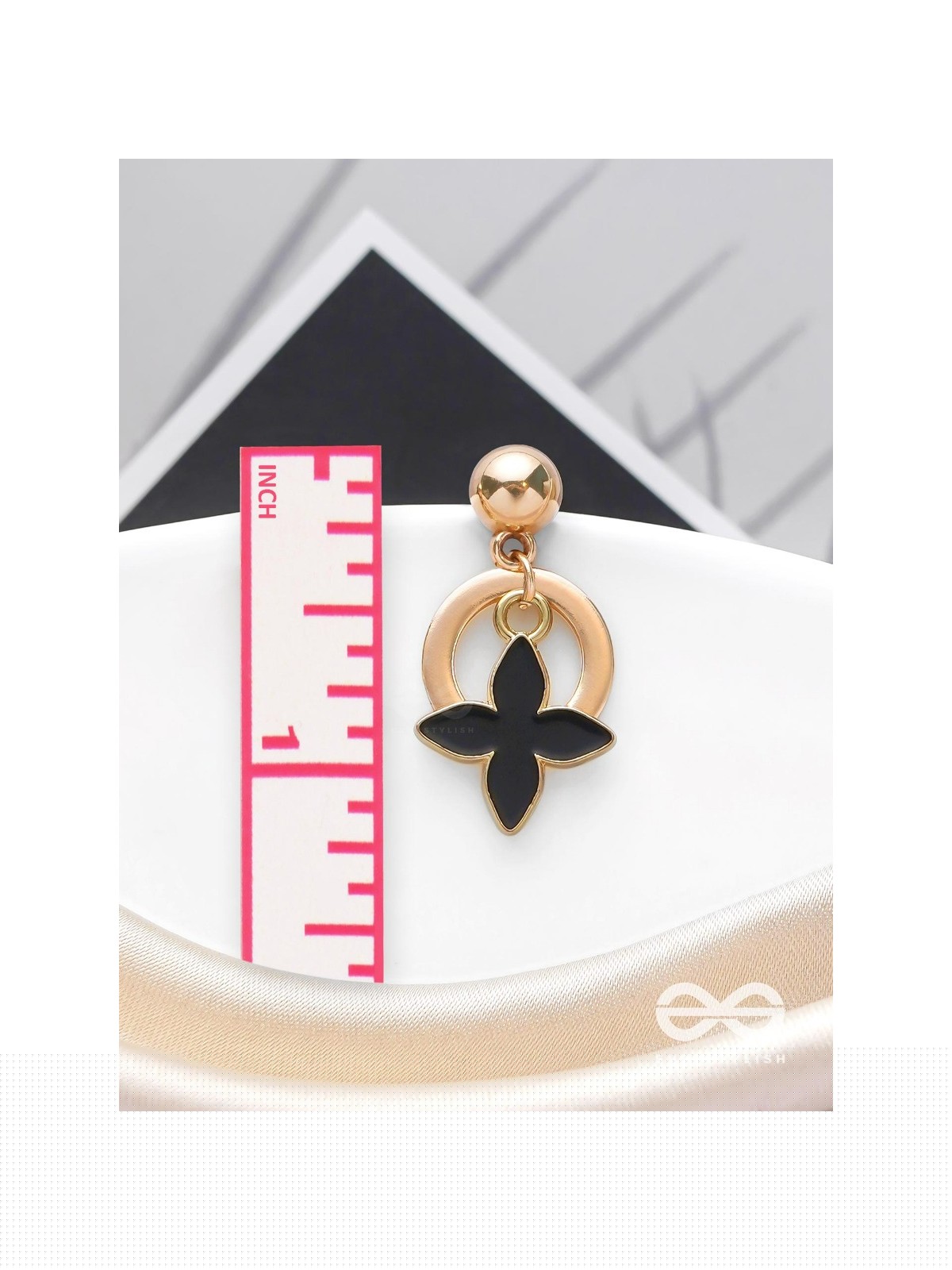 The Strike Stars - Golden And Black Earrings