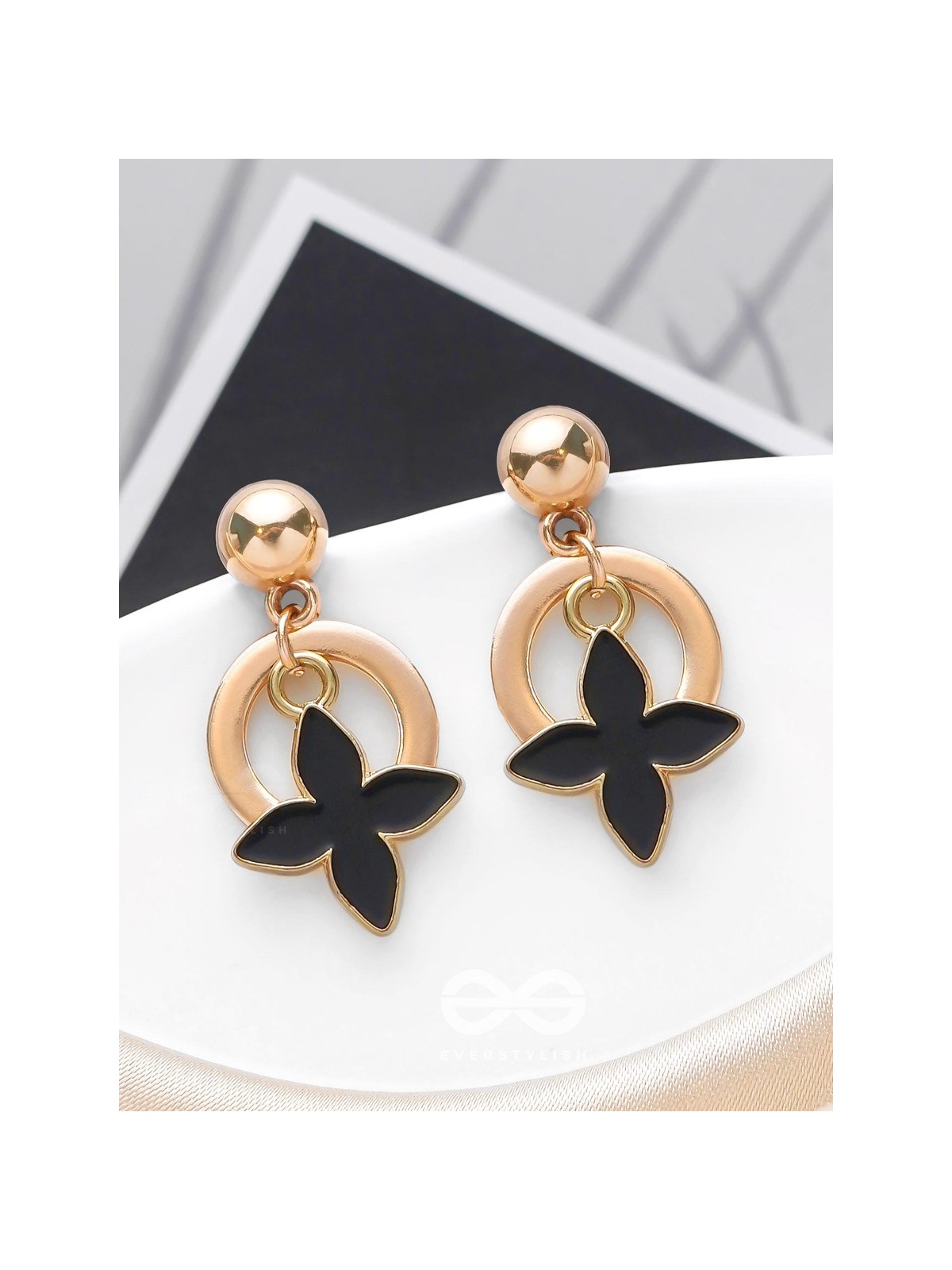 The Strike Stars - Golden And Black Earrings