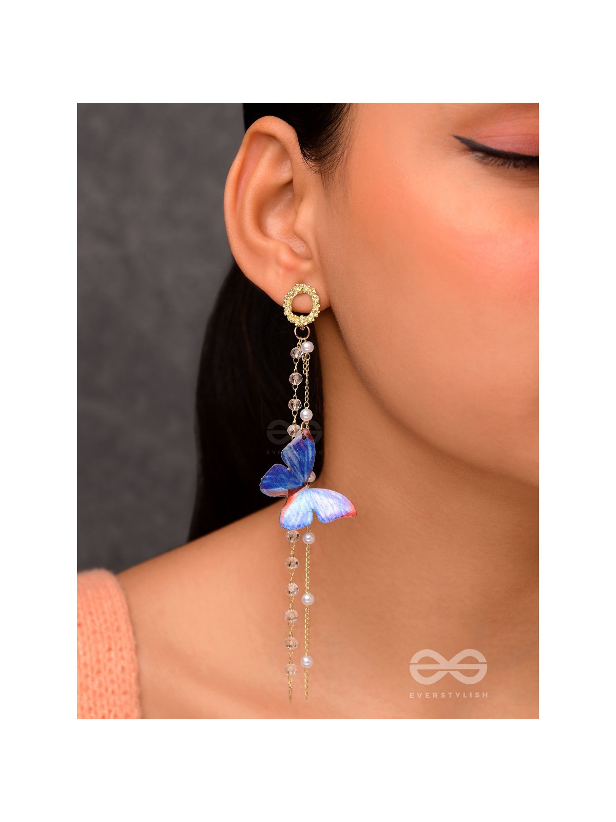 A BUTTERFLY'S TALE - GOLDEN EMBELLISHED EARRINGS 