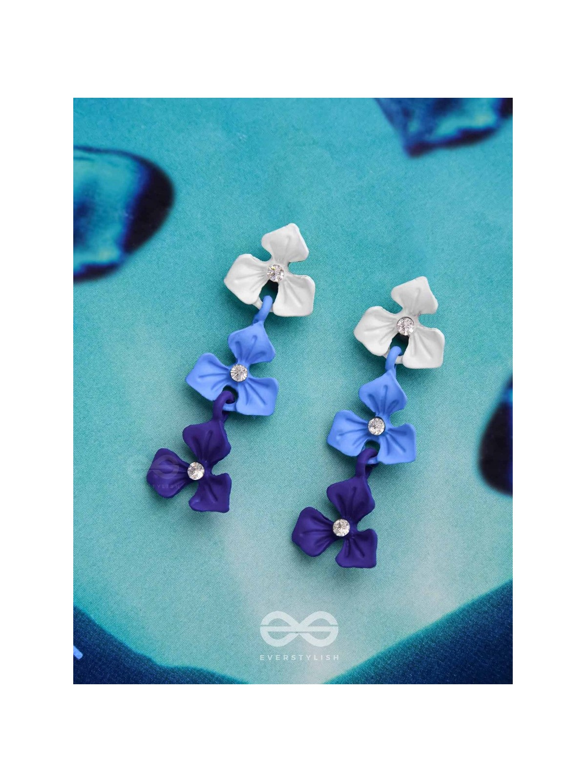 THE BLUEBERRY BLOSSOMS - ELEGANT ACRYLIC EARRINGS