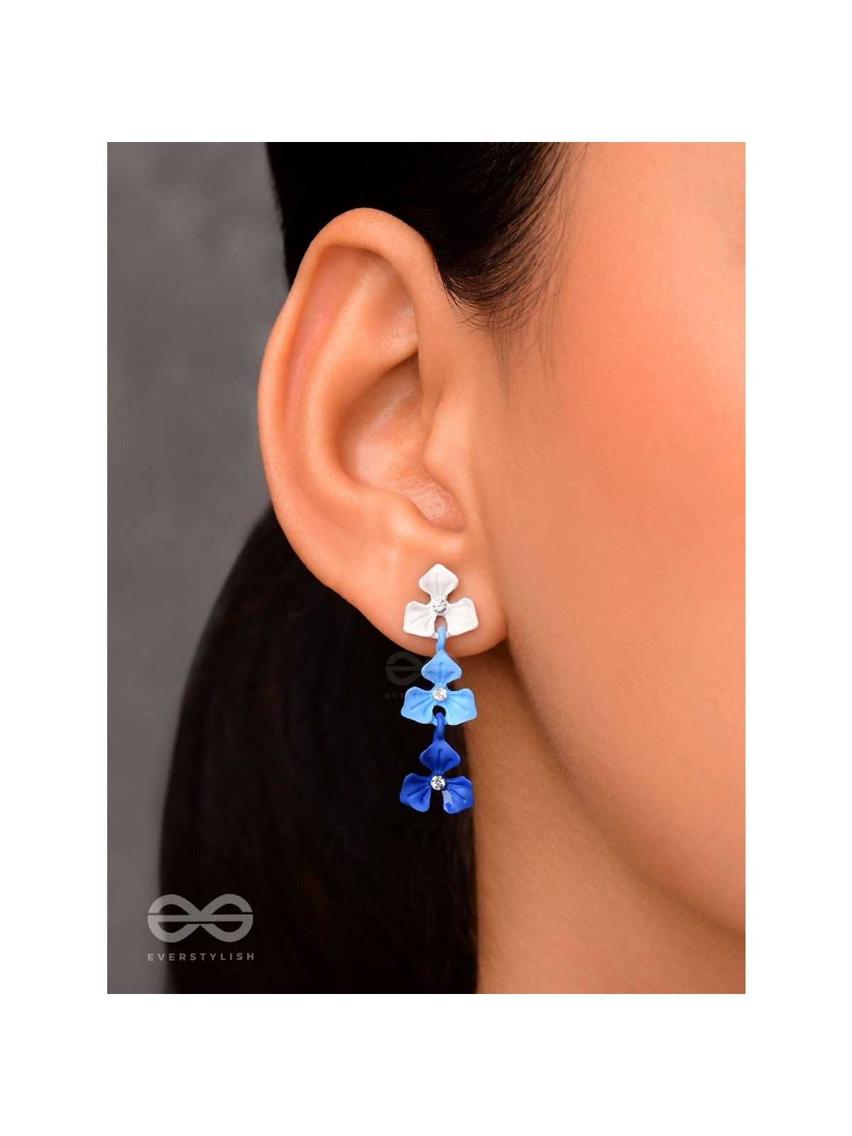 THE BLUEBERRY BLOSSOMS - ELEGANT ACRYLIC EARRINGS