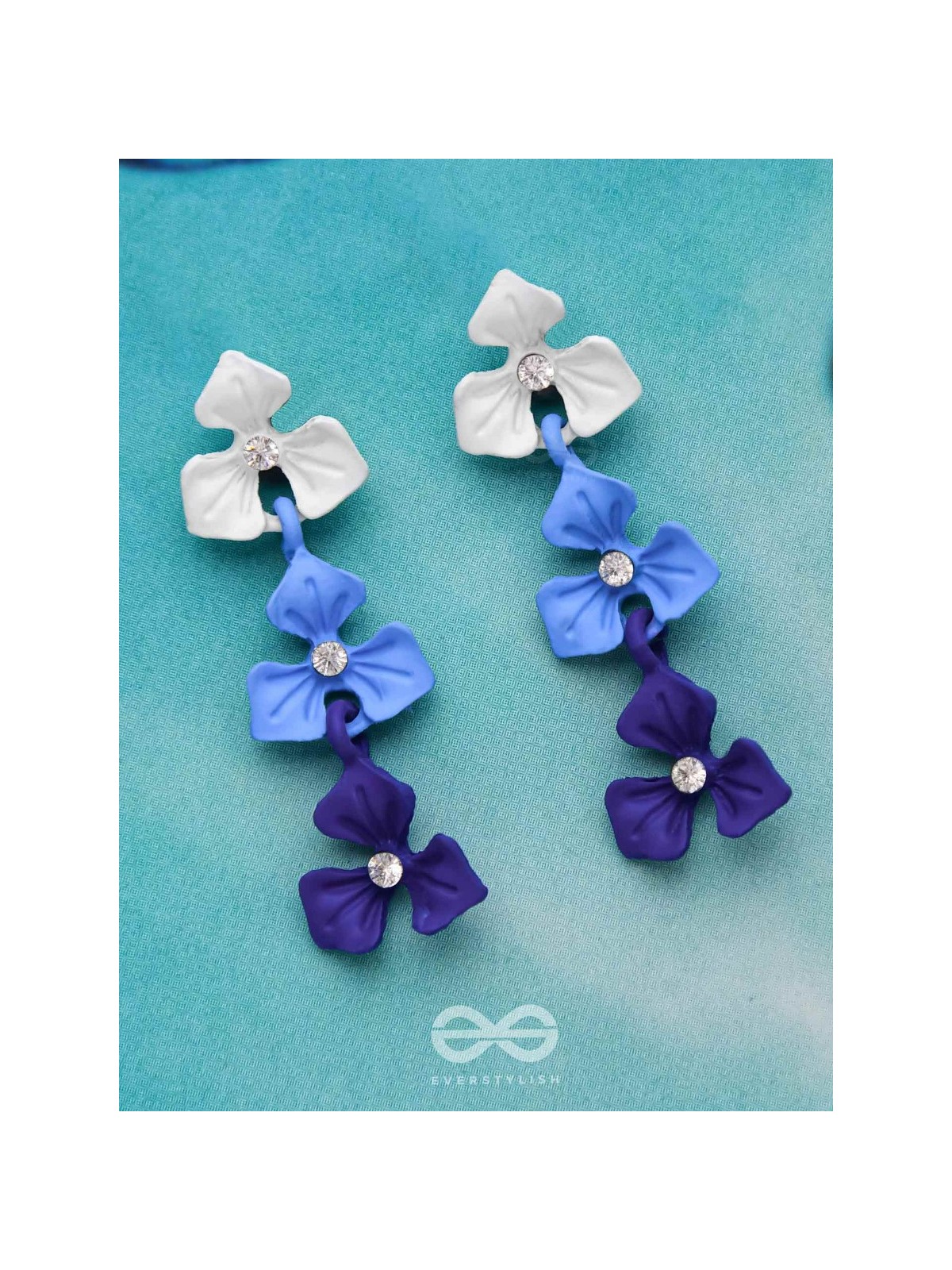 THE BLUEBERRY BLOSSOMS - ELEGANT ACRYLIC EARRINGS