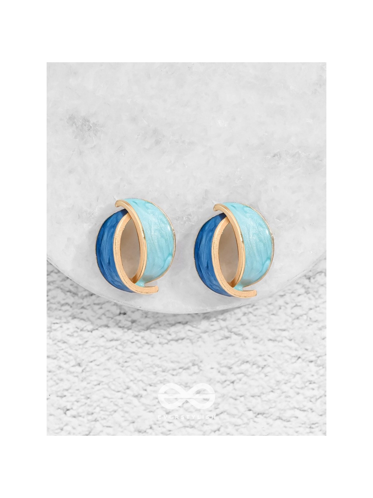 THE BLUE BAUBLES - GOLDEN ENAMELLED STUD EARRINGS
