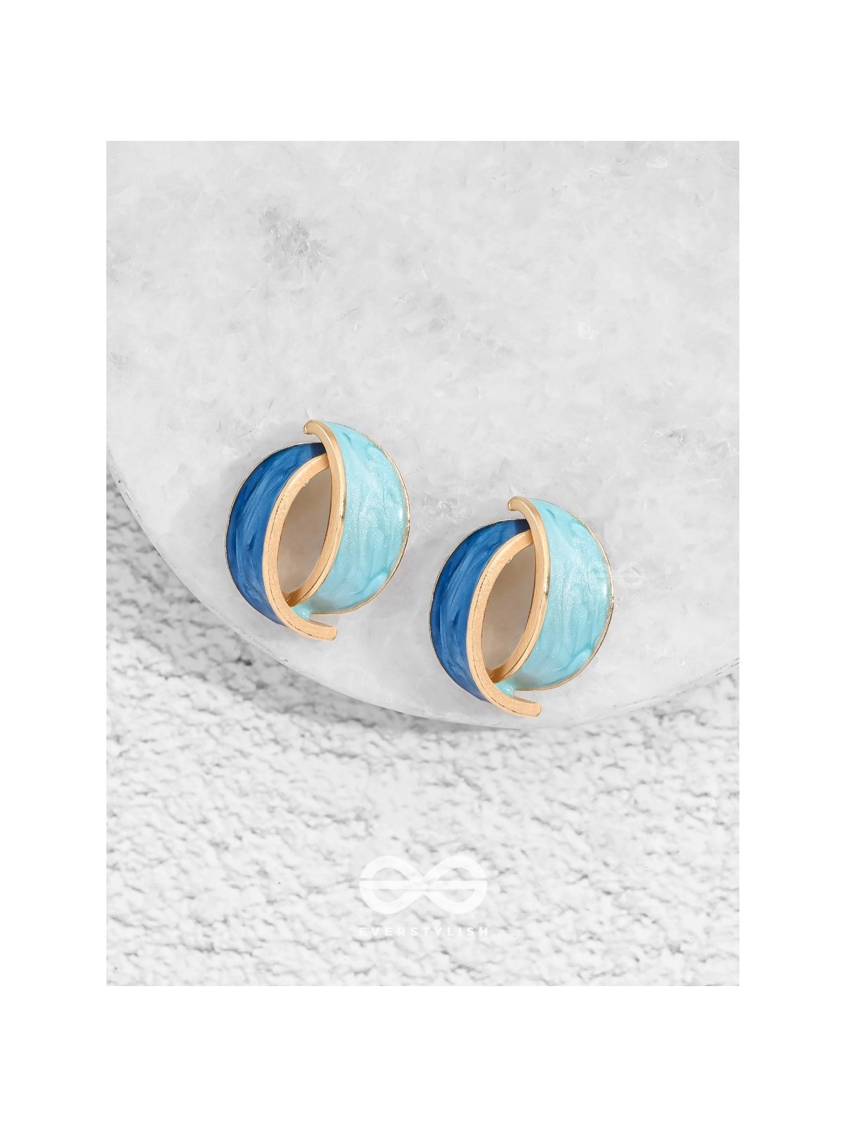 THE BLUE BAUBLES - GOLDEN ENAMELLED STUD EARRINGS