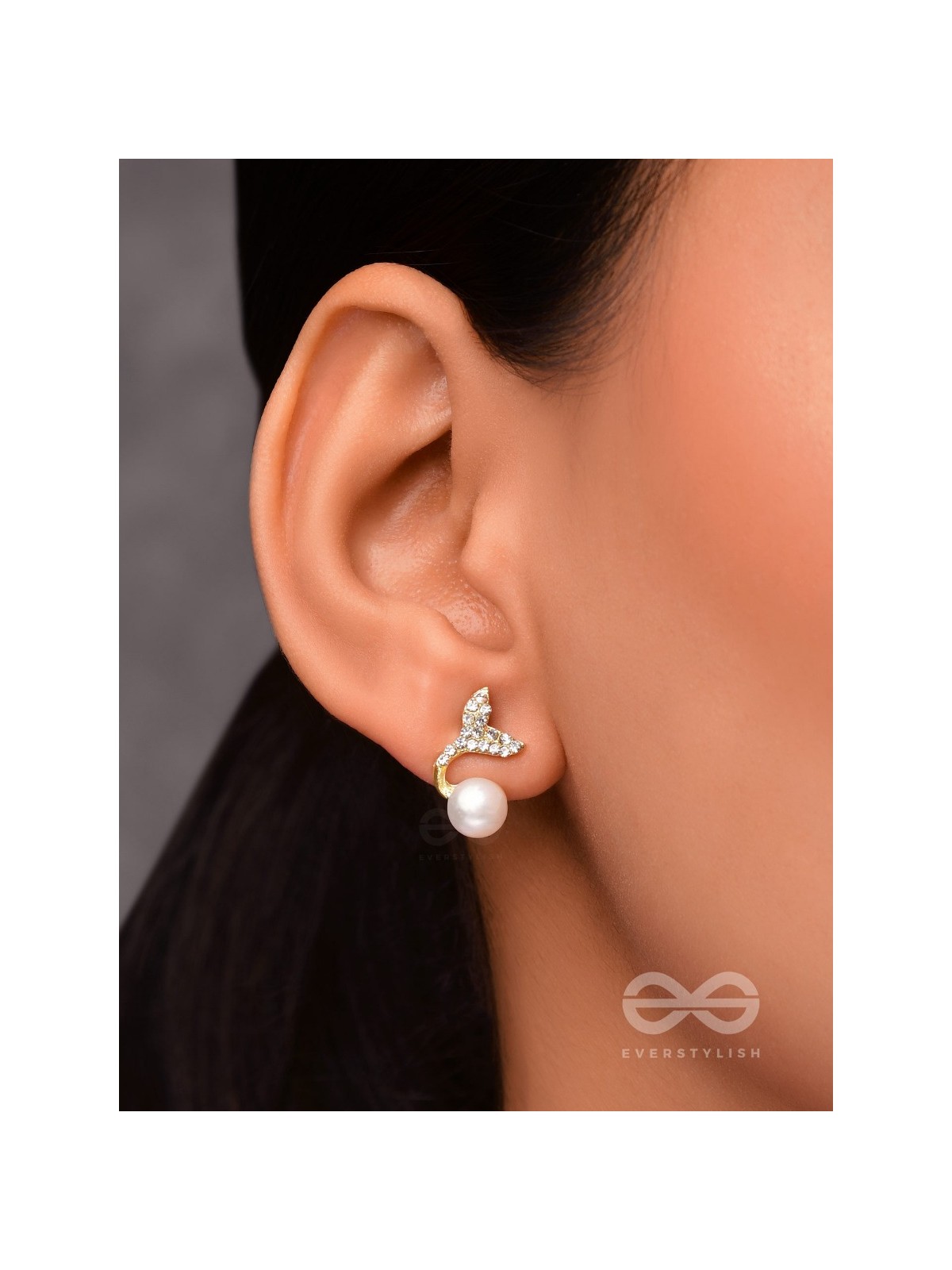 MYSTIC MERMAID TAILS - GOLDEN EMBELLISHED EARRINGS