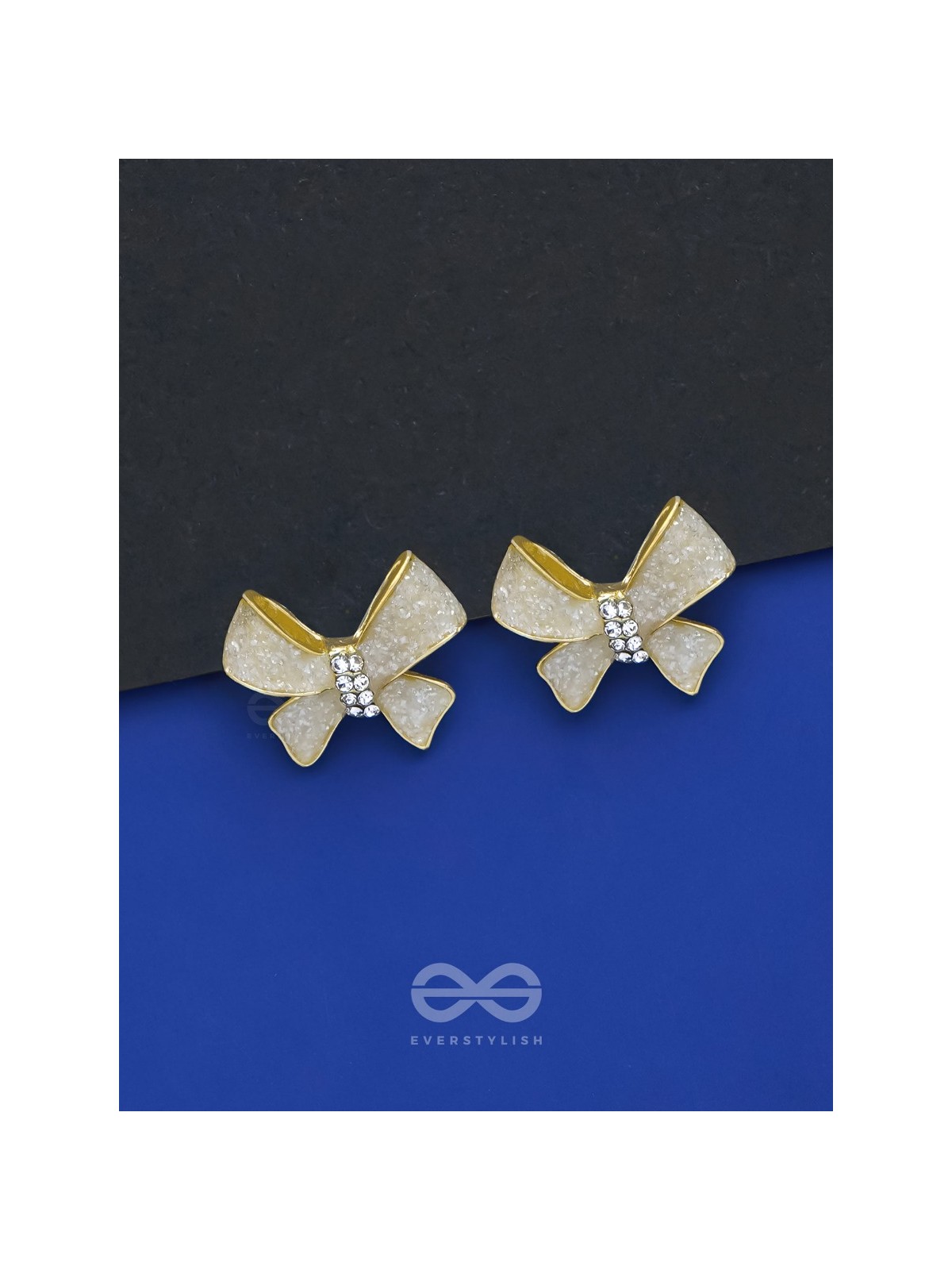 RETRO RIBBON RADIANCE - GOLDEN EMBELLISHED EARRINGS