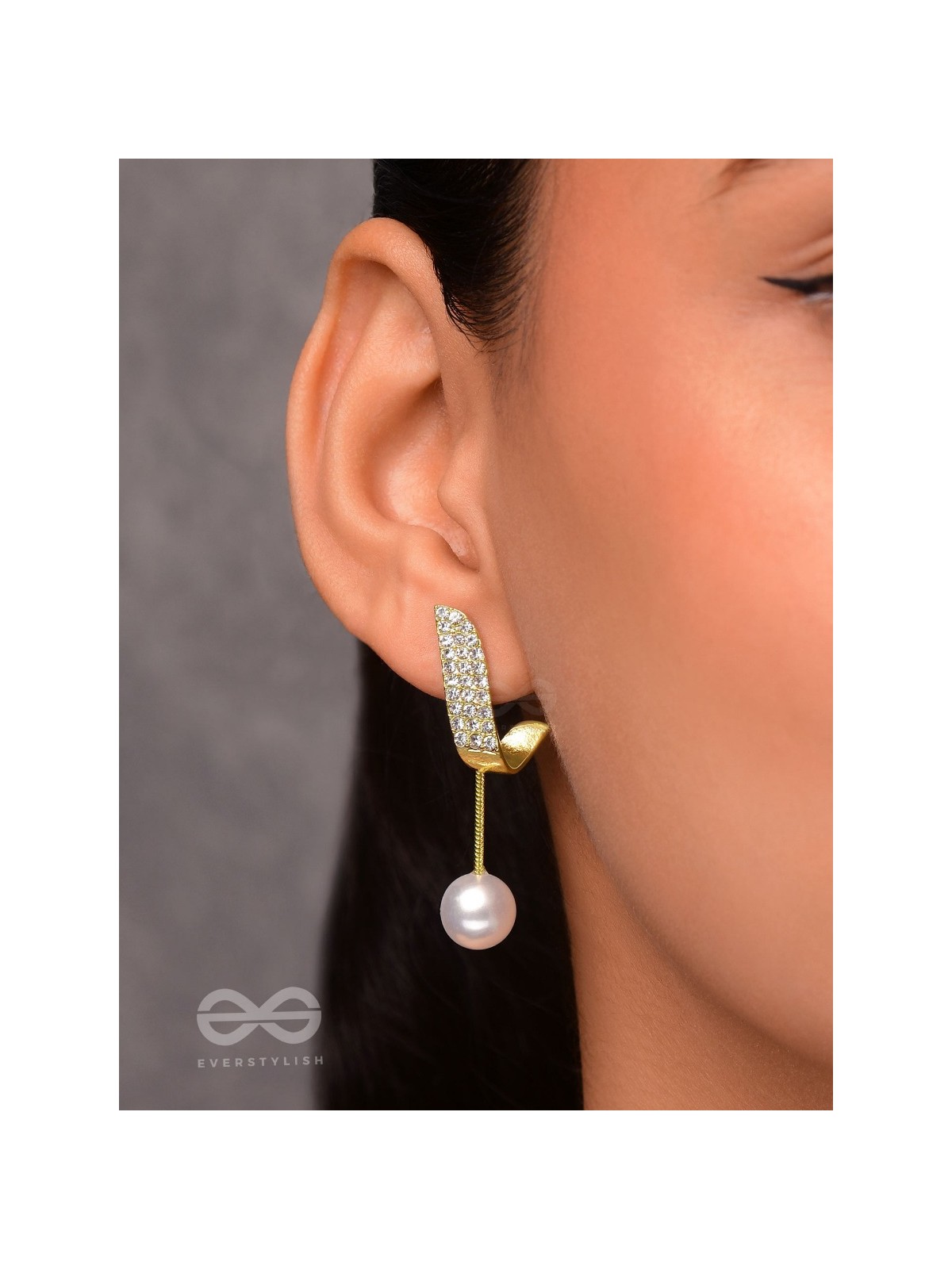 THE MELODIC TWIST - GOLDEN EMBELLISHED EAR JACKETS