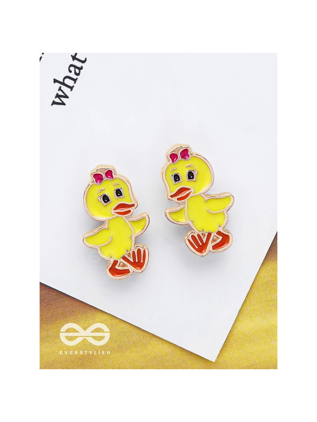 THE TWEETY PIE - GOLDEN EMBELLISHED STUD EARRINGS