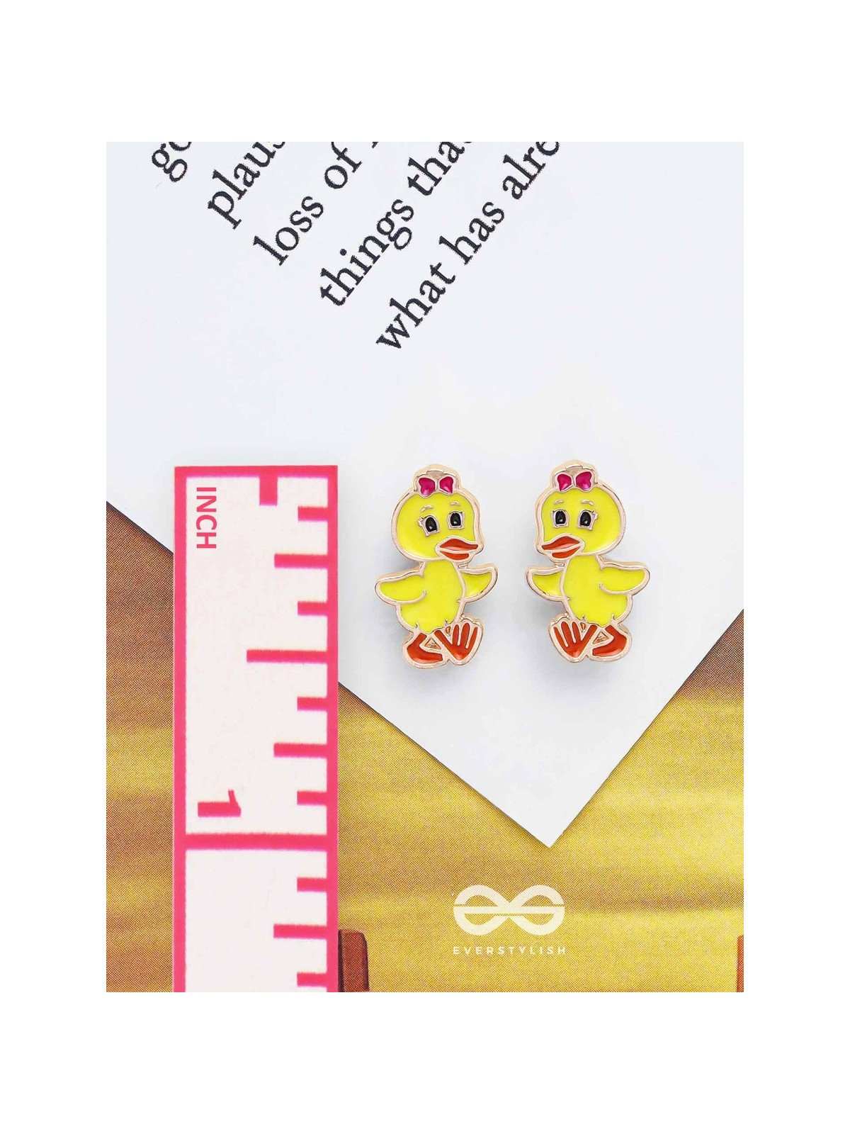 THE TWEETY PIE - GOLDEN EMBELLISHED STUD EARRINGS