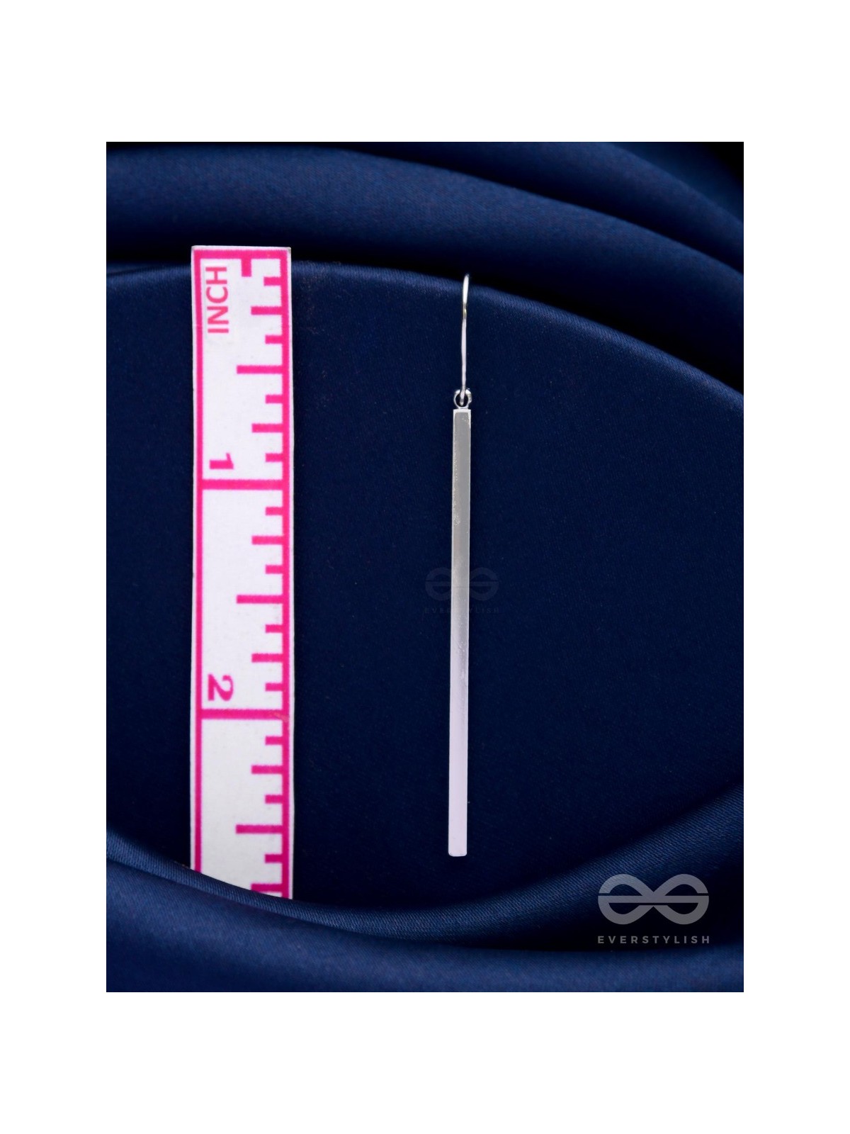 THE LUXURY DIMENSIONS - CLASSIC SILVER EARRINGS