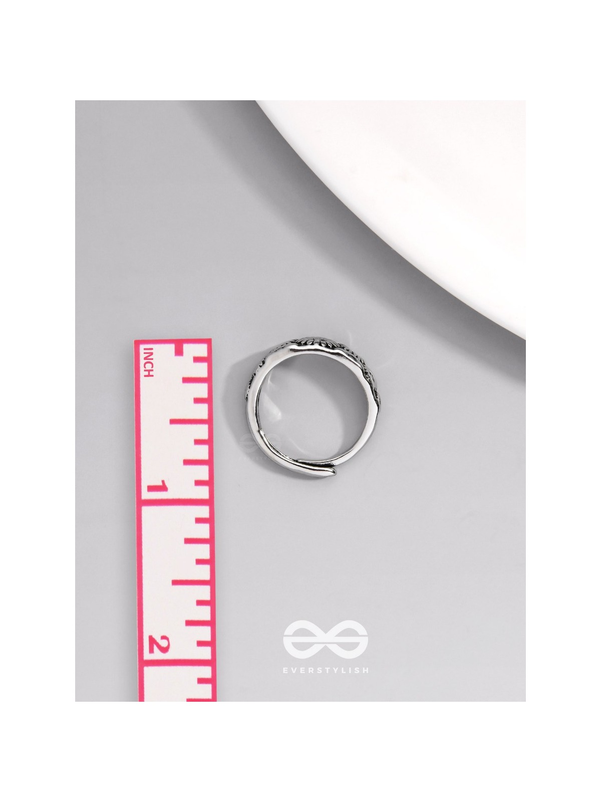 THE DAISY CASCADE - CASUAL SIVER RING (ADJUSTABLE)