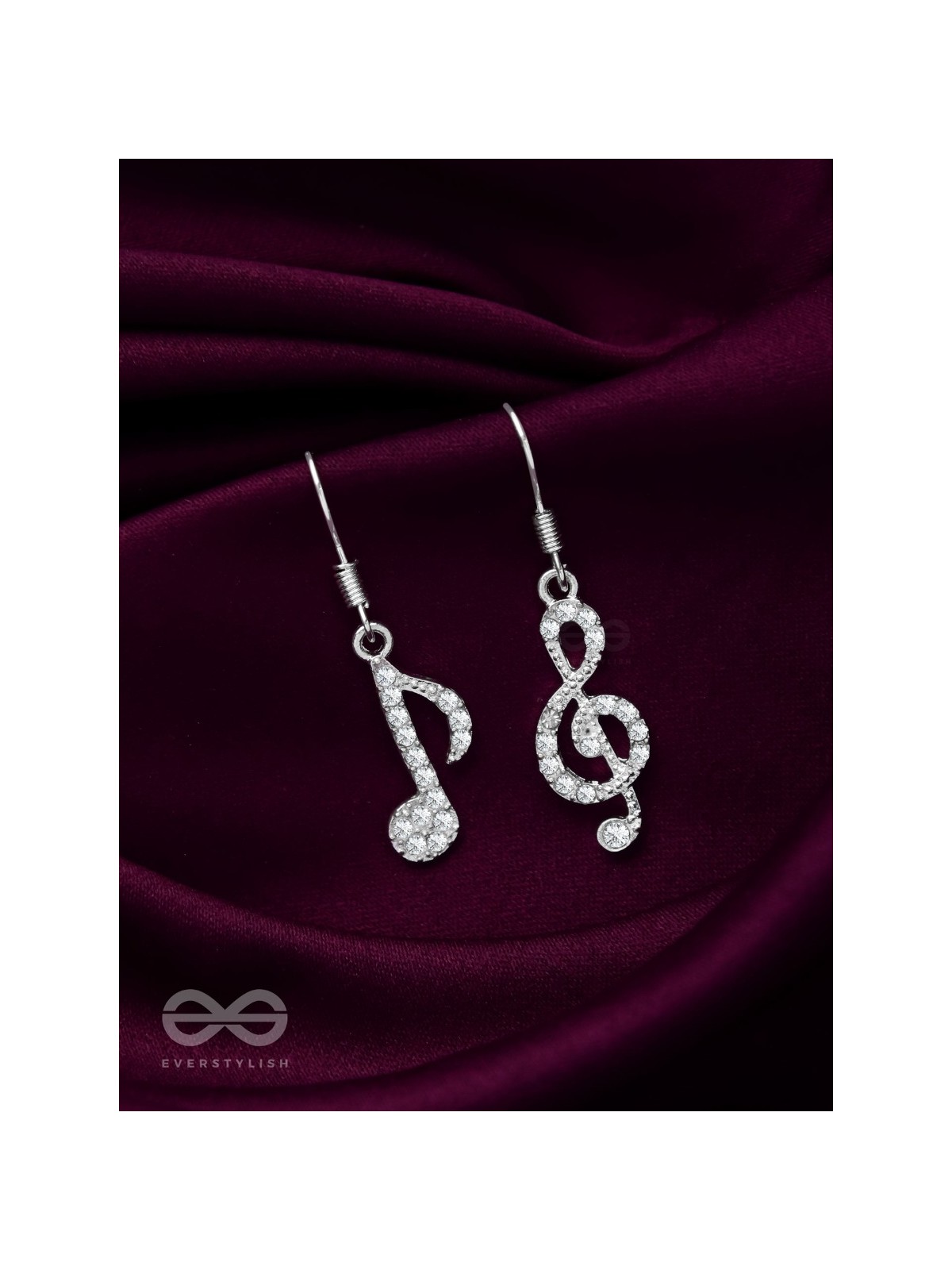THE MUSICAL NOTES - SILVER SPARKLING EARRINGS