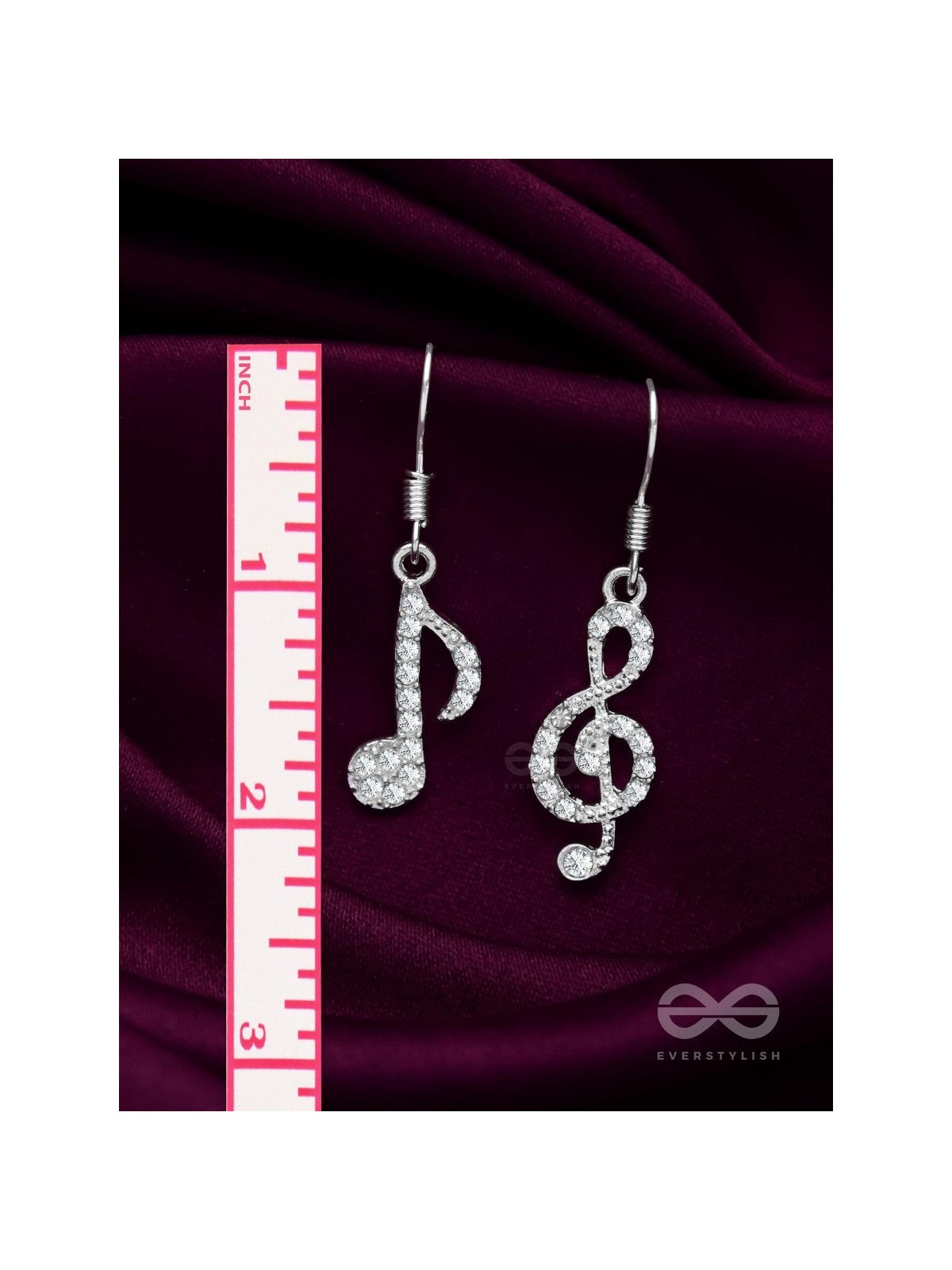 THE MUSICAL NOTES - SILVER SPARKLING EARRINGS