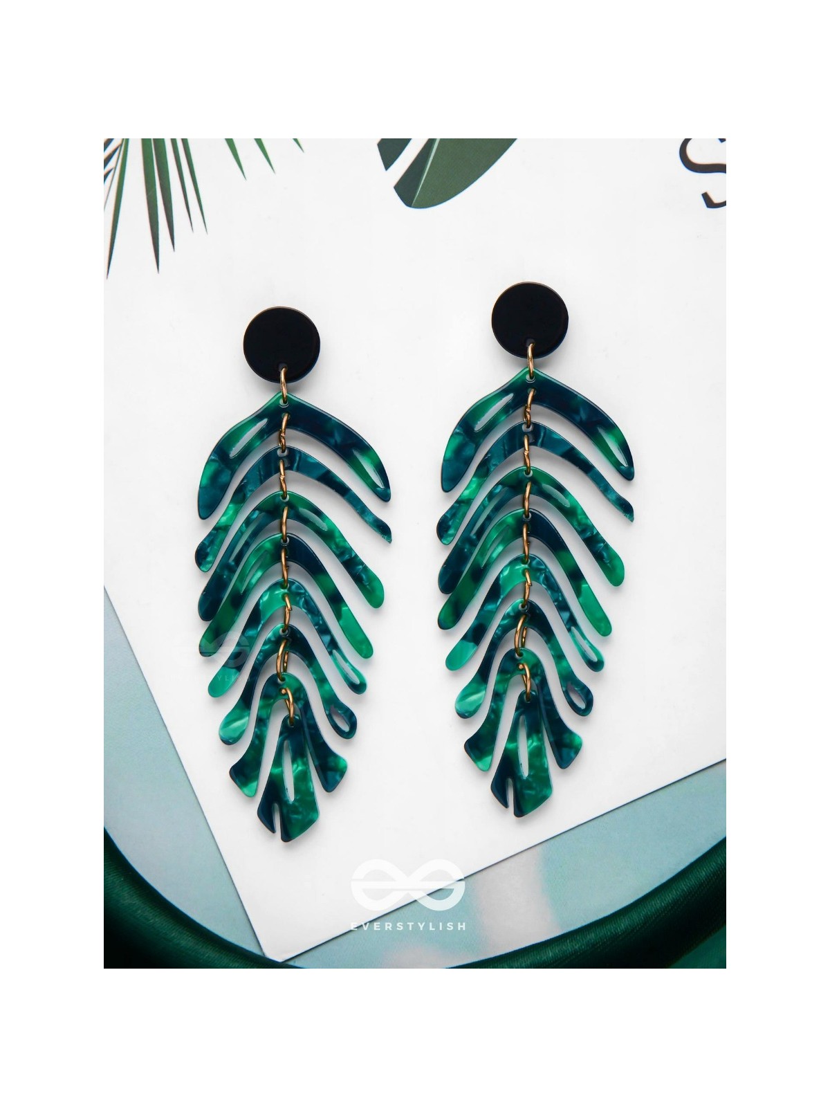 THE TROPICAL LEAFLETS - GREEN ACRYLIC EARRINGS