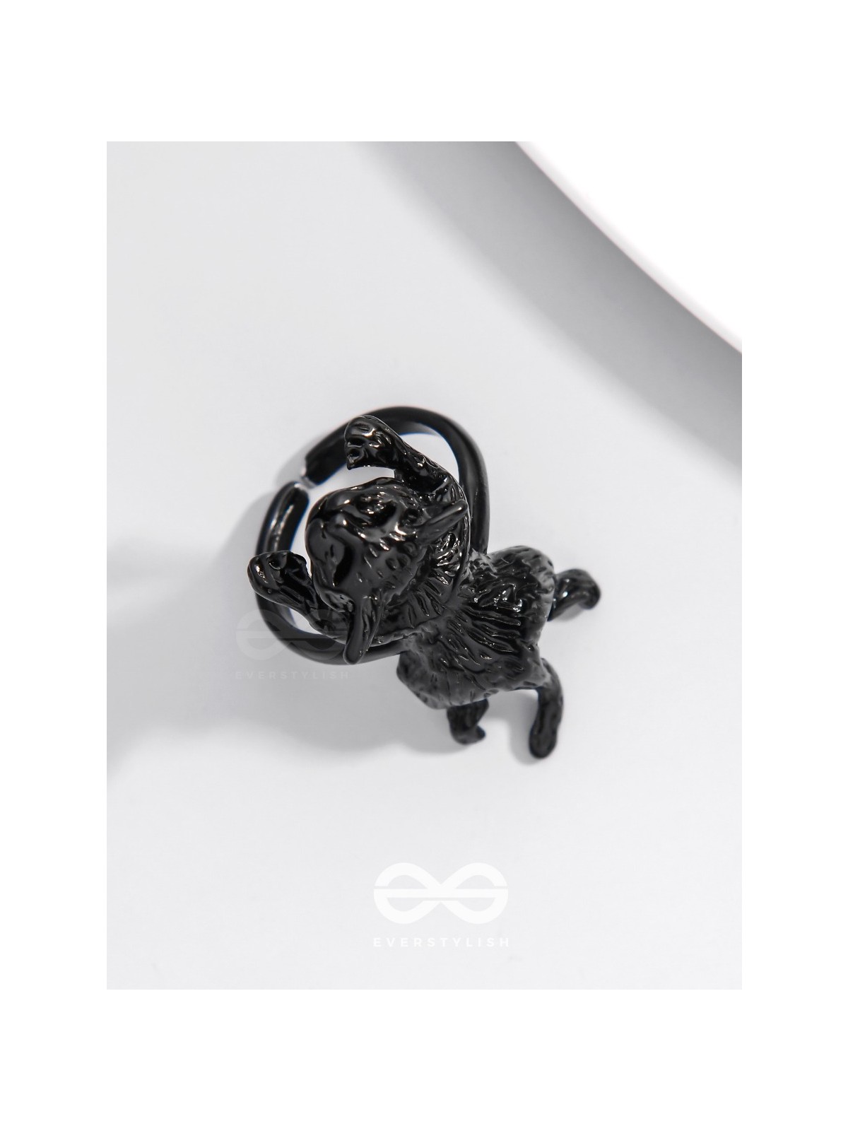 A MAJESTIC PROWL - STATEMENT BLACK RING (ADJUSTABLE)