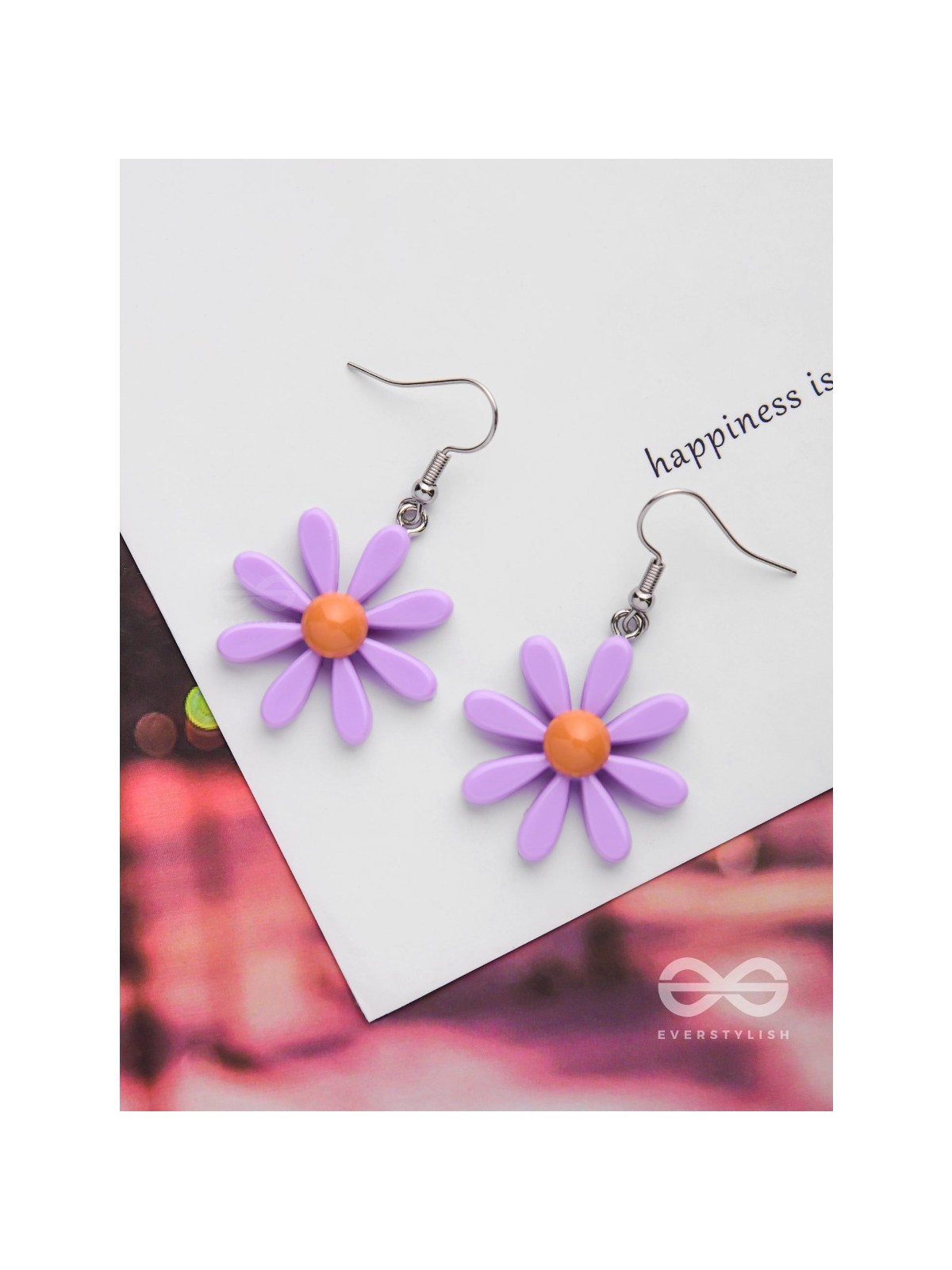BLOOM IN STYLE - ELEGANT ACRYLIC EARRINGS (LAVENDER)