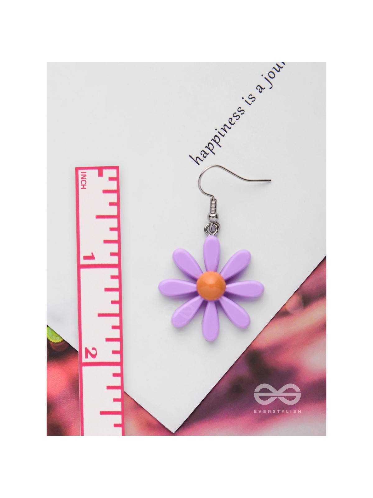 BLOOM IN STYLE - ELEGANT ACRYLIC EARRINGS (LAVENDER)