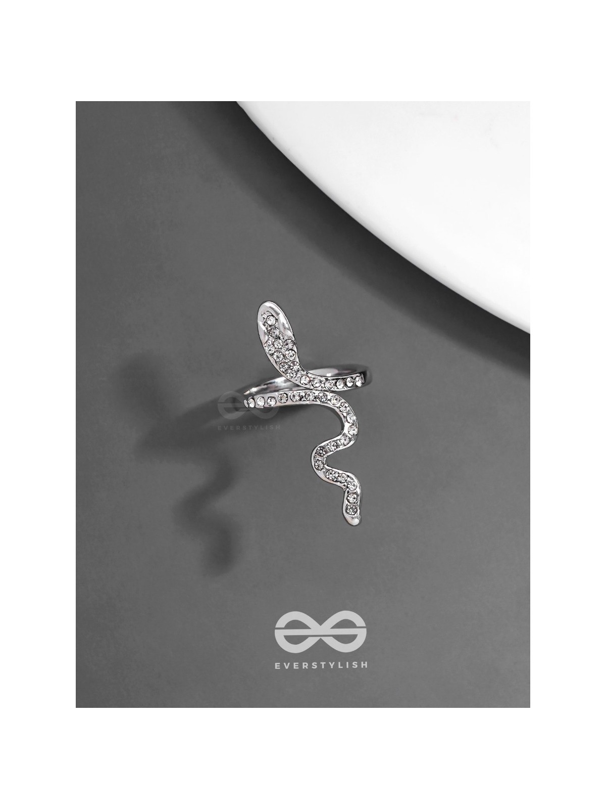 STUDDED SLYTHERIN - STATEMENT SILVER RING (ADJUSTABLE)