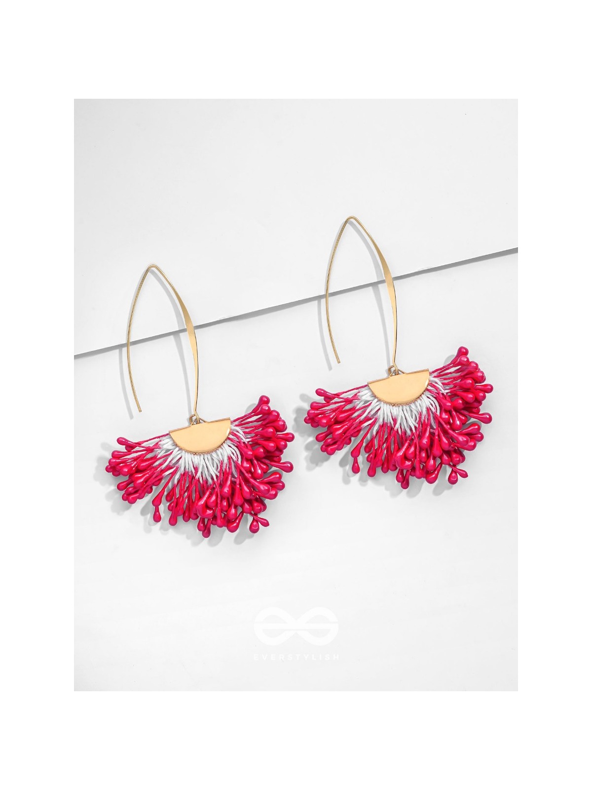 FREE SPIRIT SYMPHONY - GOLDEN EMBELLISHED EARRINGS (RED)
