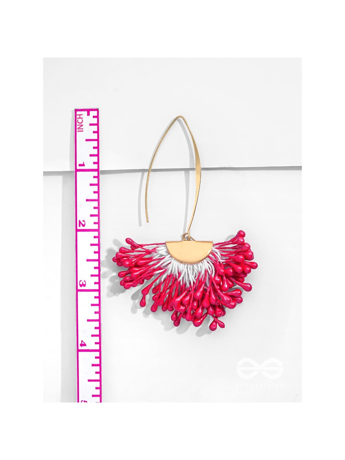 FREE SPIRIT SYMPHONY - GOLDEN EMBELLISHED EARRINGS (RED)