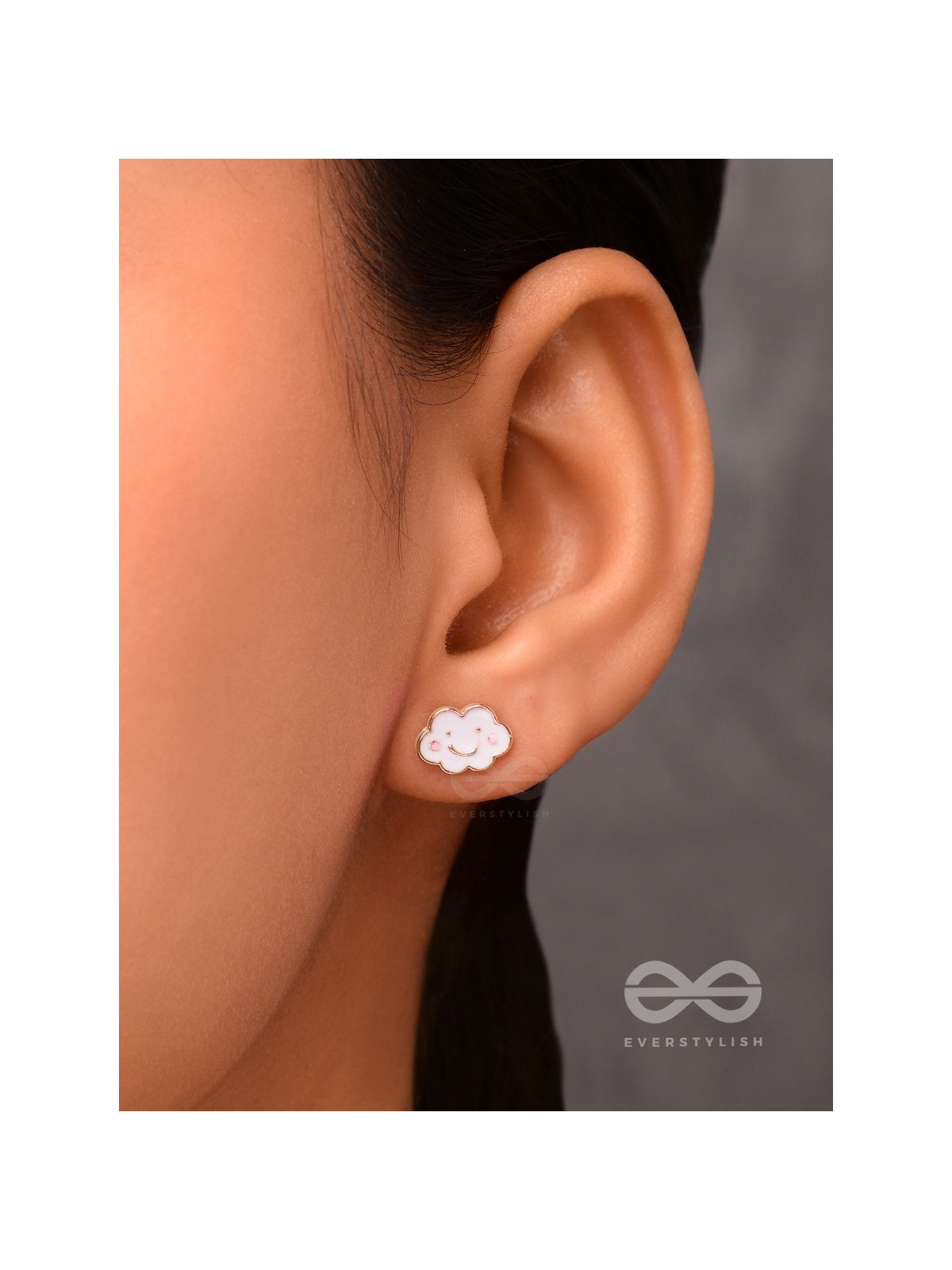 FLUFFY RAINBOW DREAMS - GOLDEN EMBELLISHED STUD EARRINGS