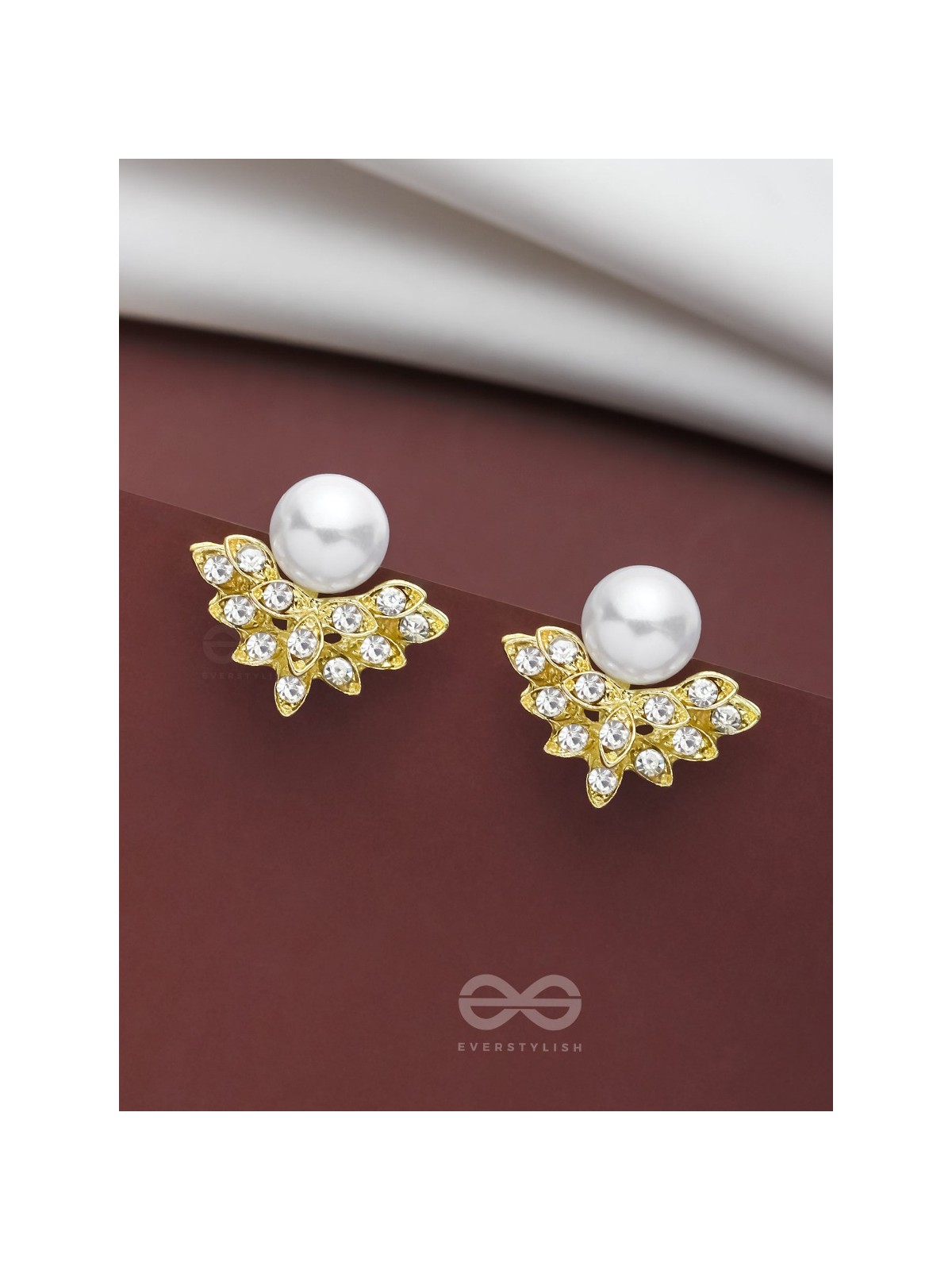PEARLS IN PARADISE - GOLDEN EMBELLISHED EARRINGS