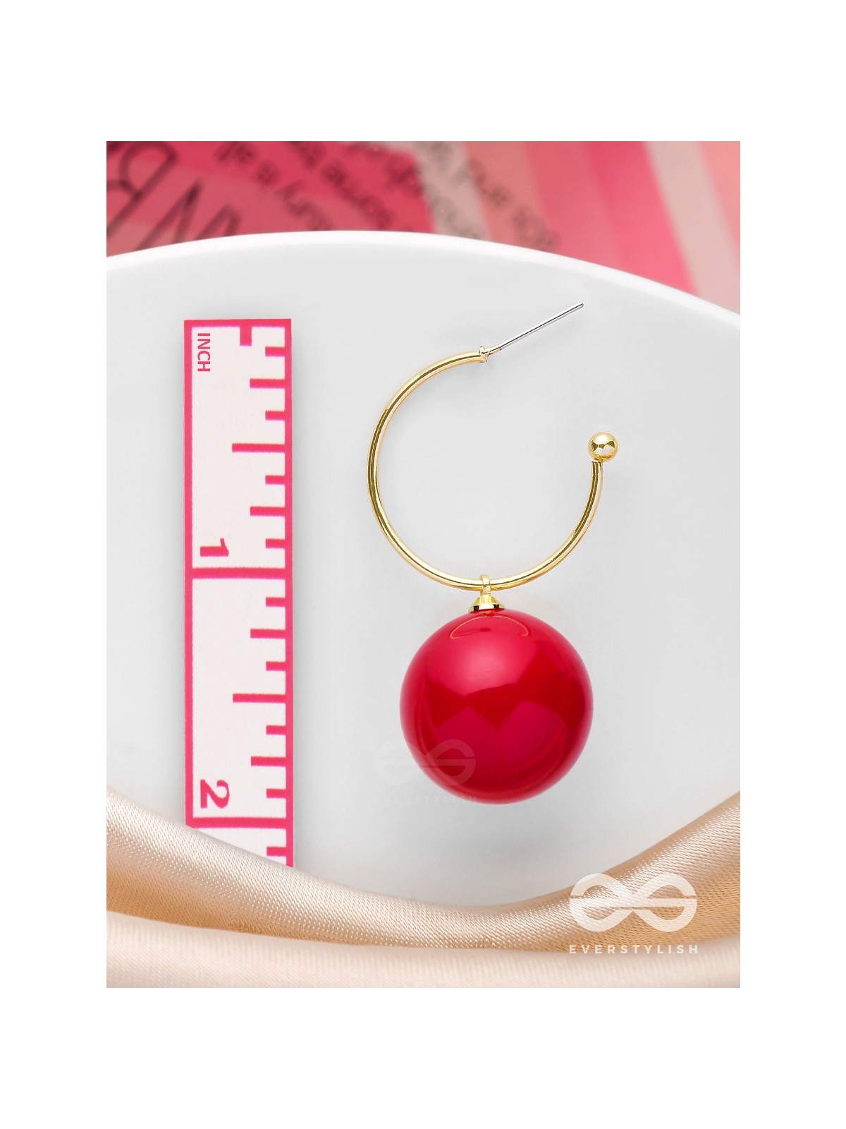 JINGLE BELL RADIANCE - GOLDEN AND RED EMBELLISHED PEARL EARRINGS