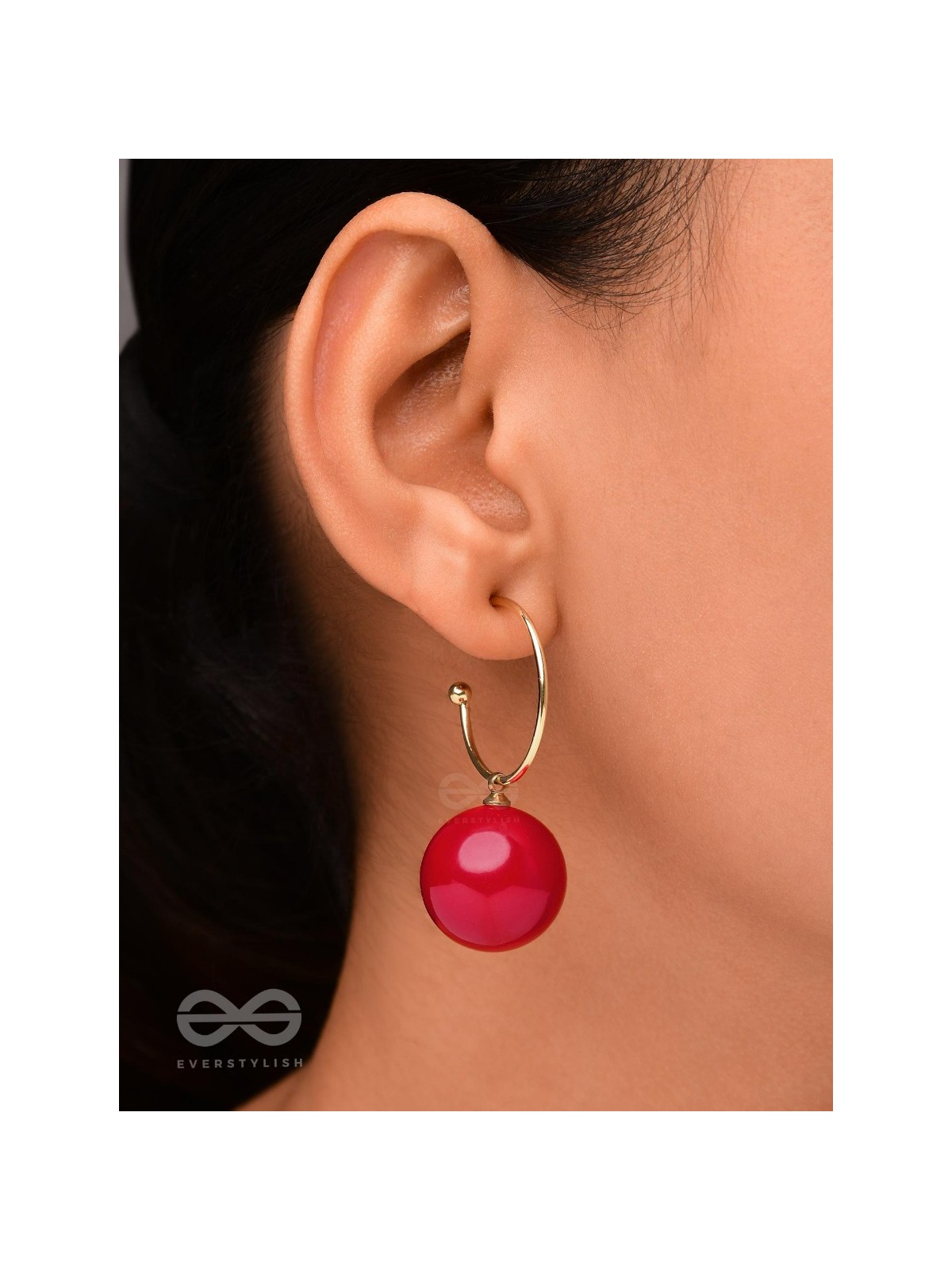 JINGLE BELL RADIANCE - GOLDEN AND RED EMBELLISHED PEARL EARRINGS