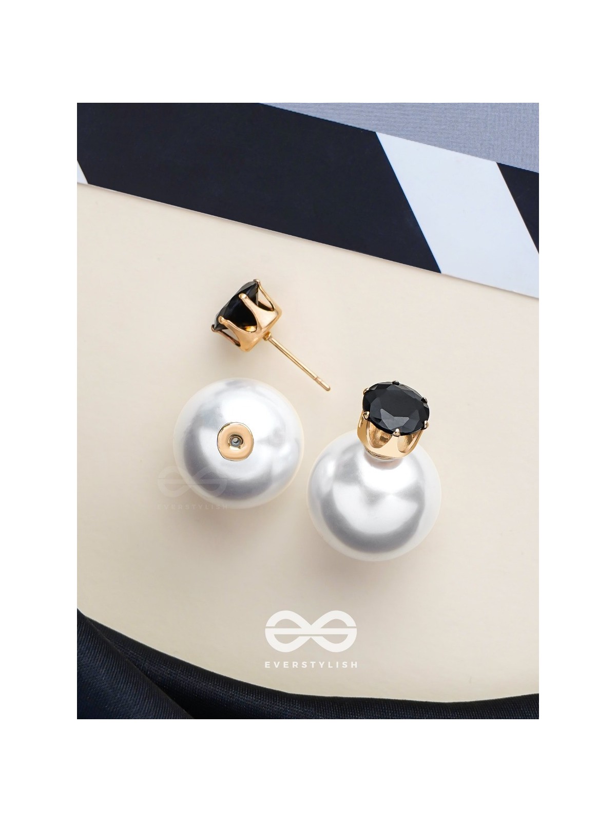 A MYSTIC PEARL - GOLDEN EMBELLISHED EARRINGS (BLACK)