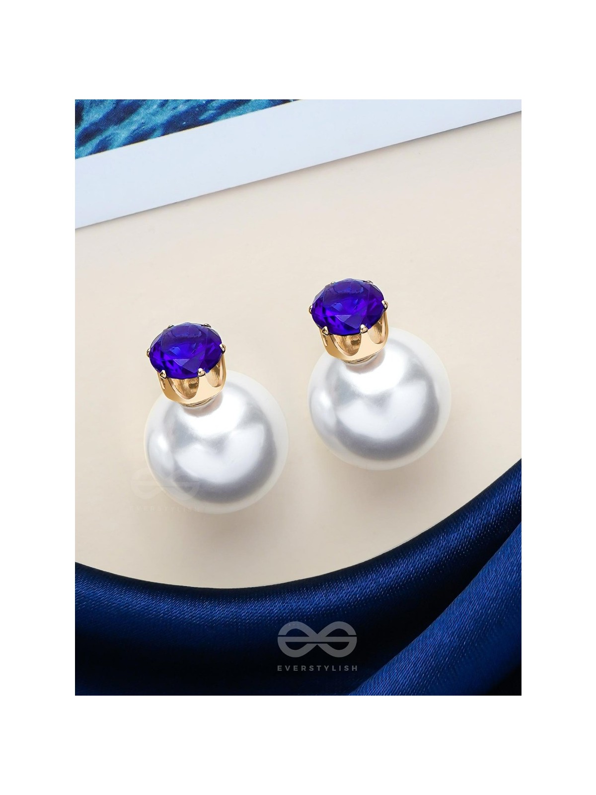 A MYSTIC PEARL - GOLDEN EMBELLISHED EARRINGS (DARK BLUE)