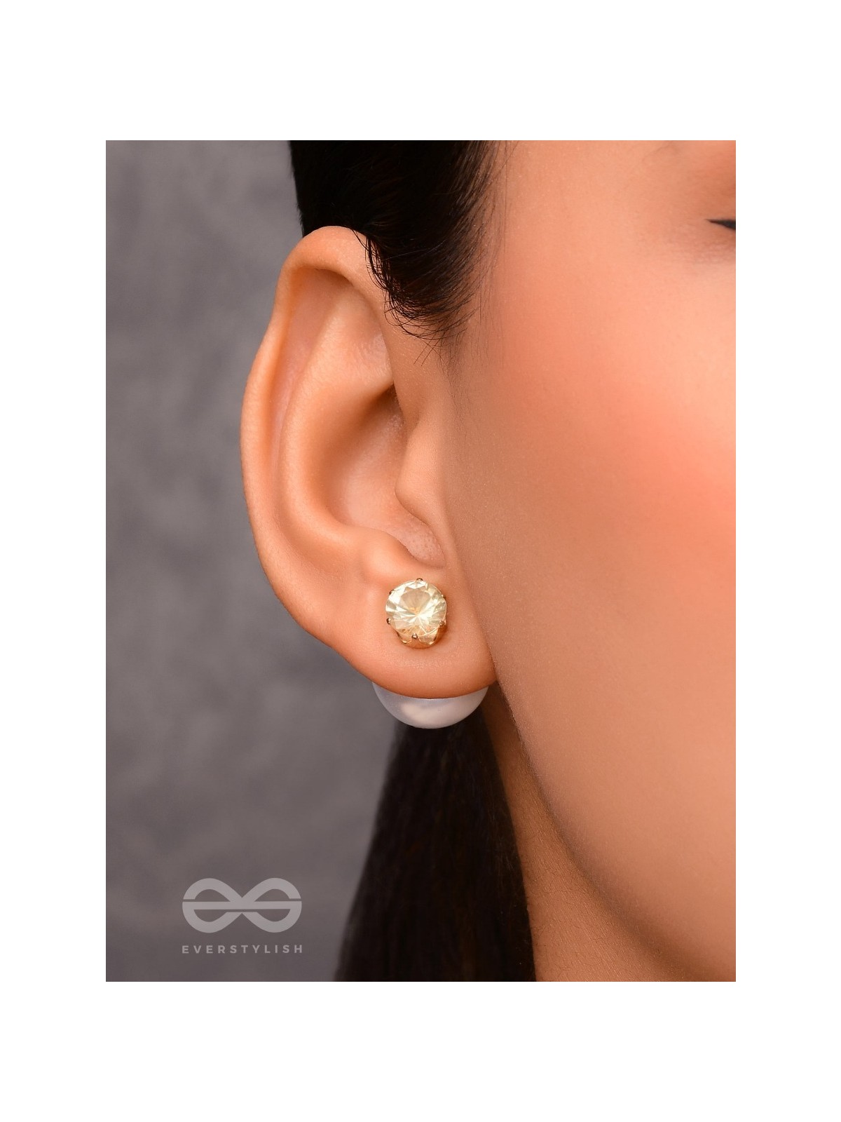 A MYSTIC PEARL - GOLDEN EMBELLISHED EARRINGS (WHITE)