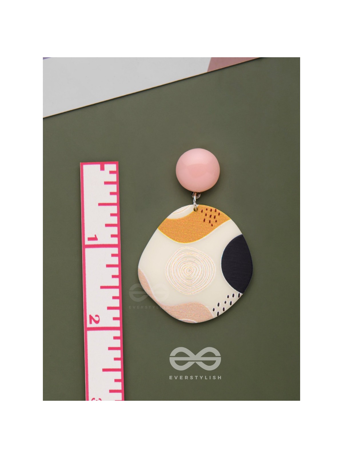 DREAMWEAVER DELIGHTS - CASUAL ACRYLIC EARRINGS