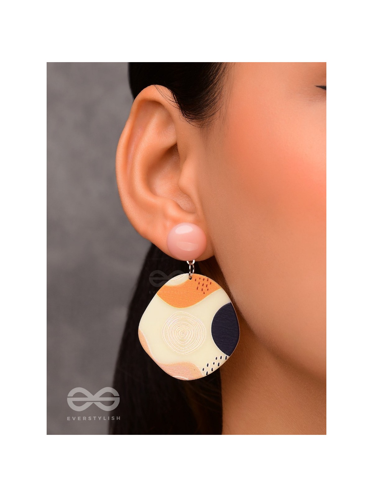 DREAMWEAVER DELIGHTS - CASUAL ACRYLIC EARRINGS