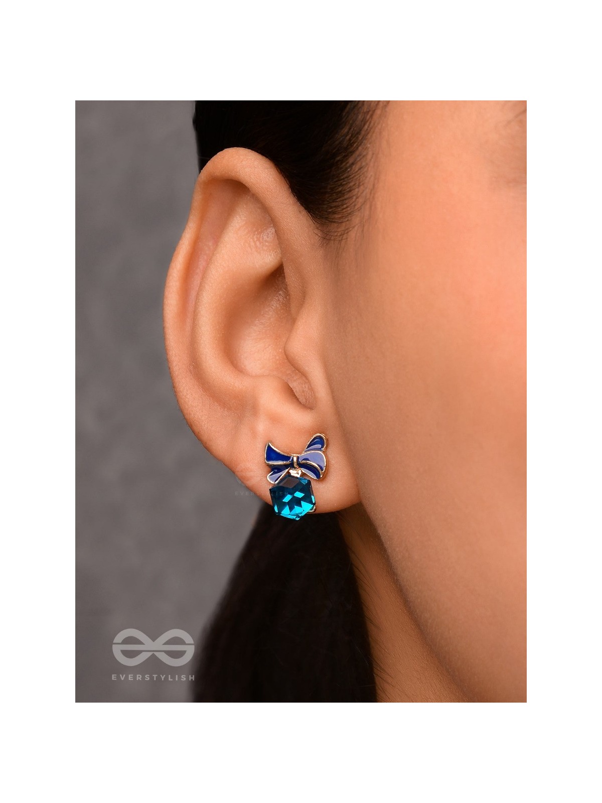 MINGLING MARVELS - GOLDEN AND BLUE EMBELLISHED STUD EARRINGS