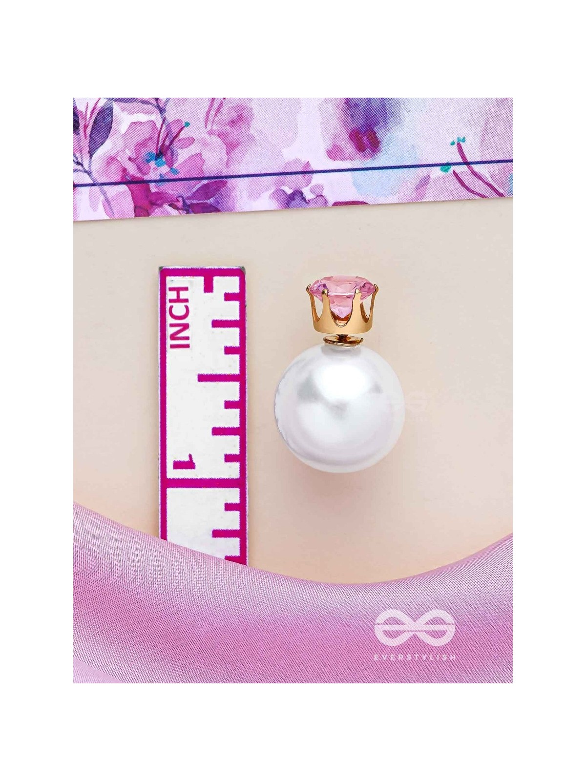 A MYSTIC PEARL - GOLDEN EMBELLISHED EARRINGS (PINK)