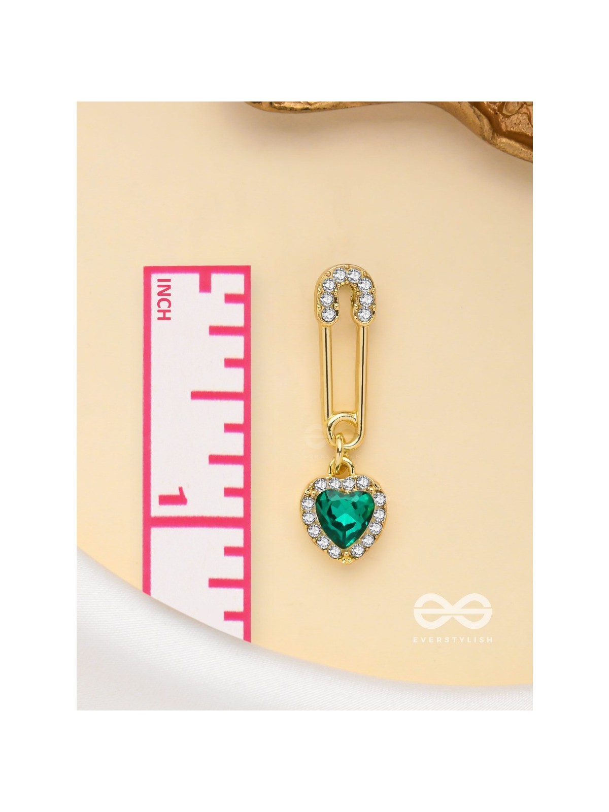 SAFELY IN LOVE - GOLDEN EMBELLISHED EARRINGS